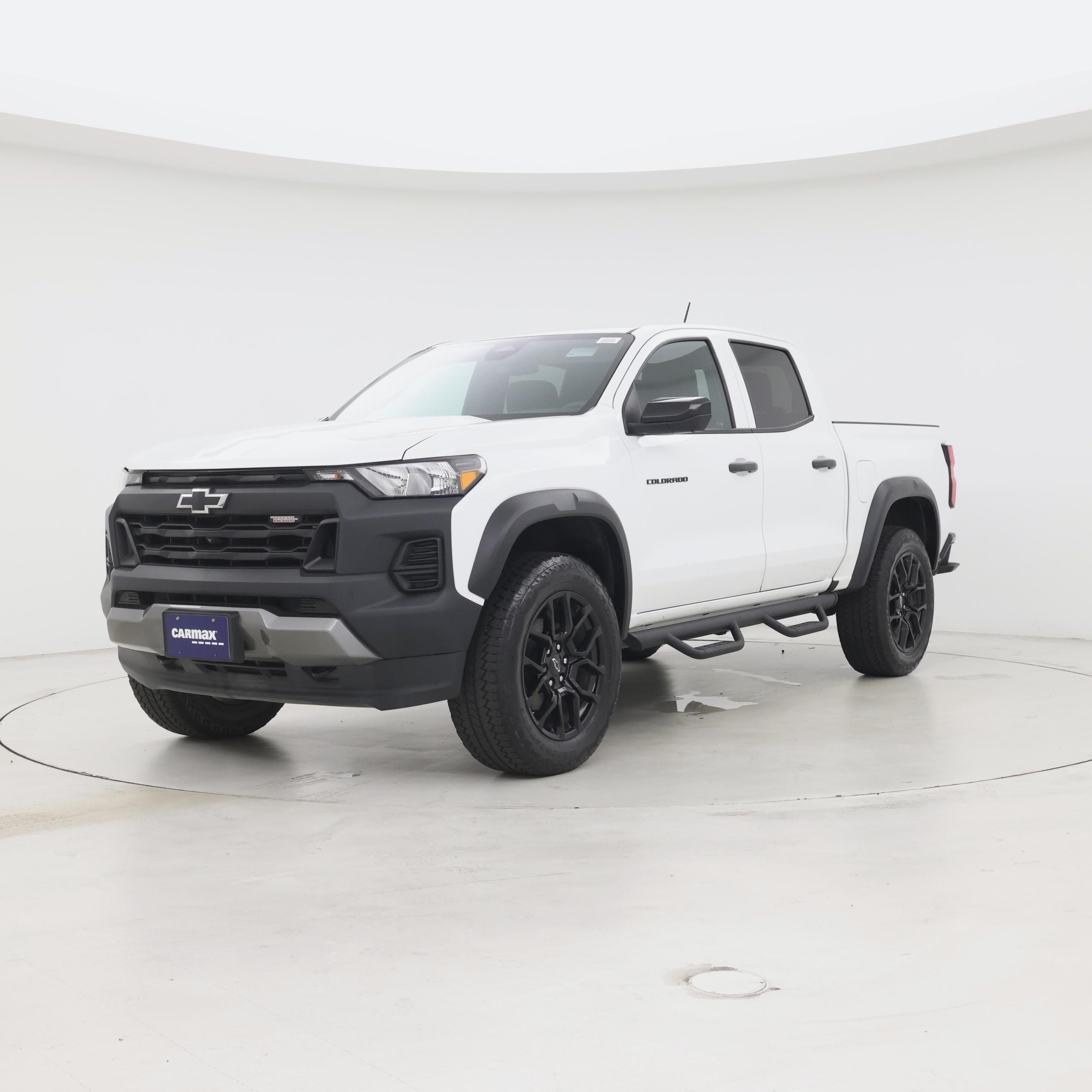 Thumbnail: 2023 Chevrolet Colorado - 4