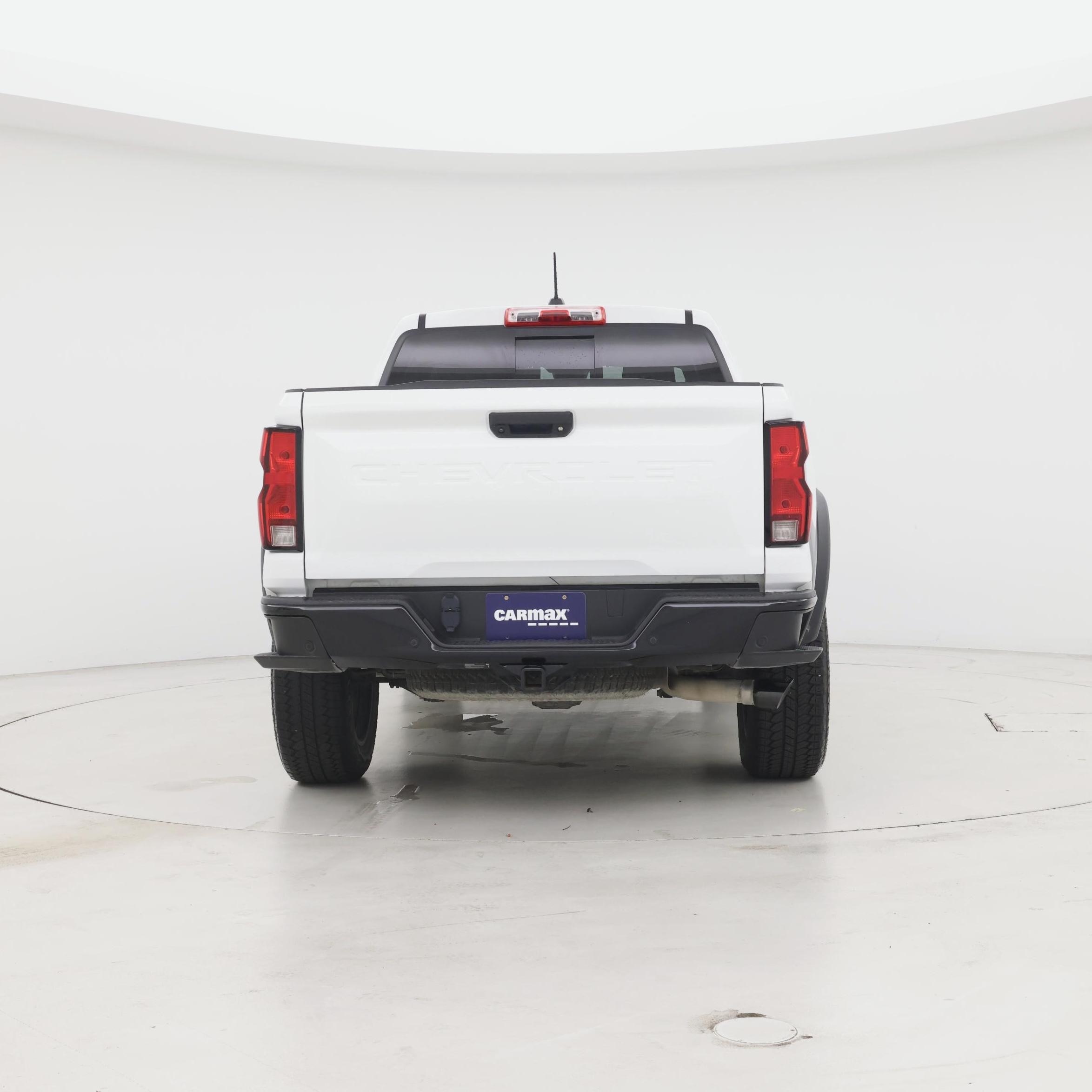 Thumbnail: 2023 Chevrolet Colorado - 6