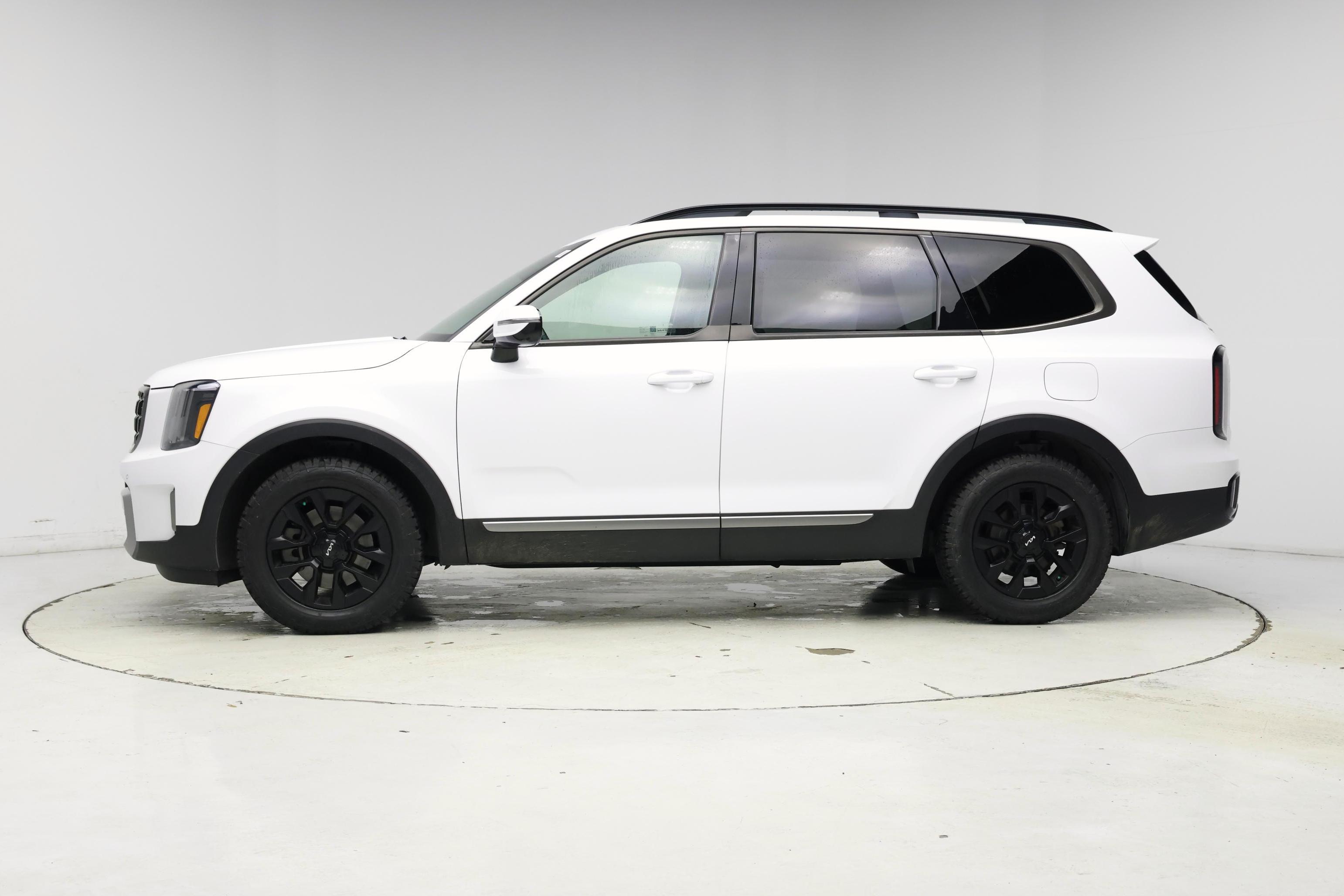 Thumbnail: 2023 Kia Telluride - 3