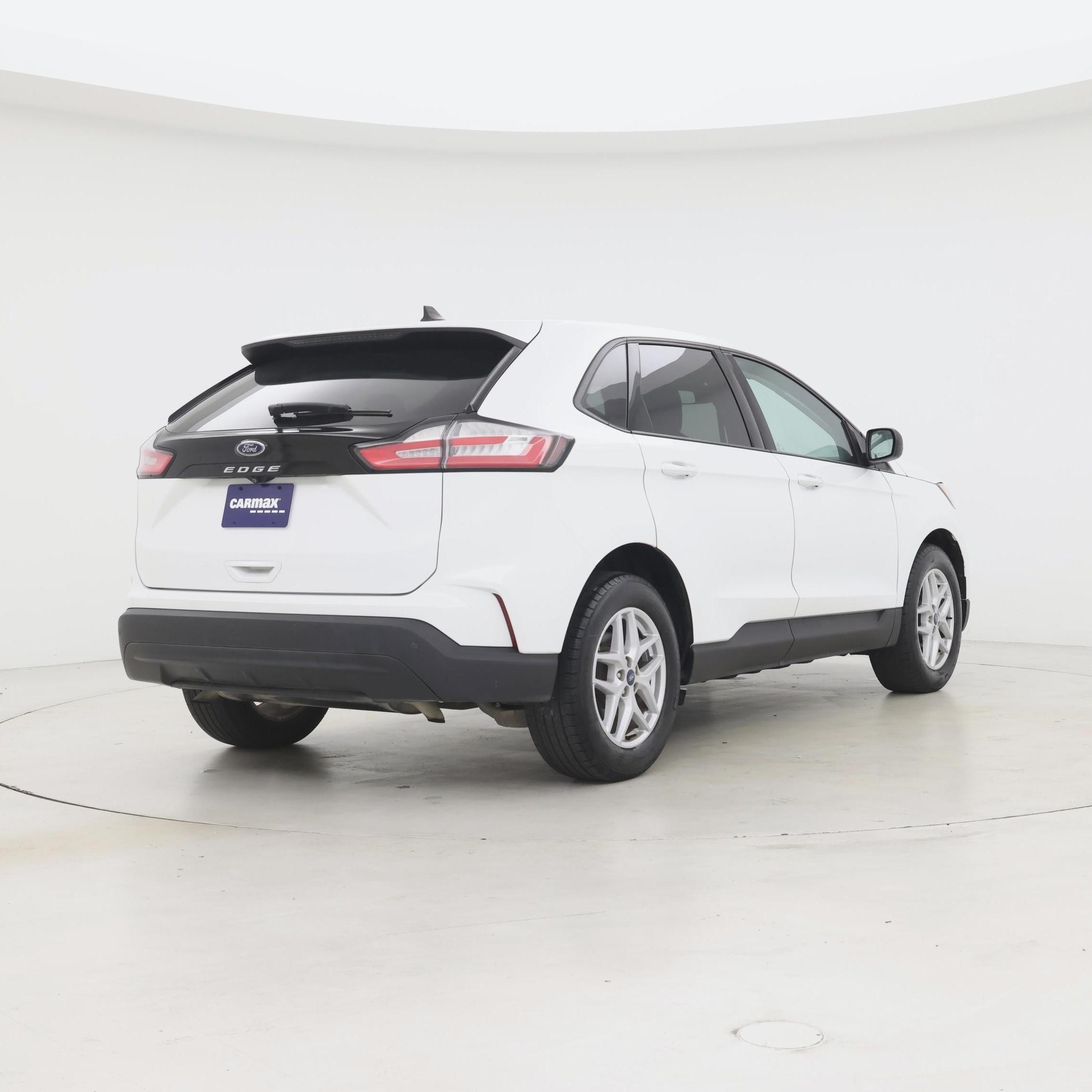 Thumbnail: 2021 Ford Edge - 8