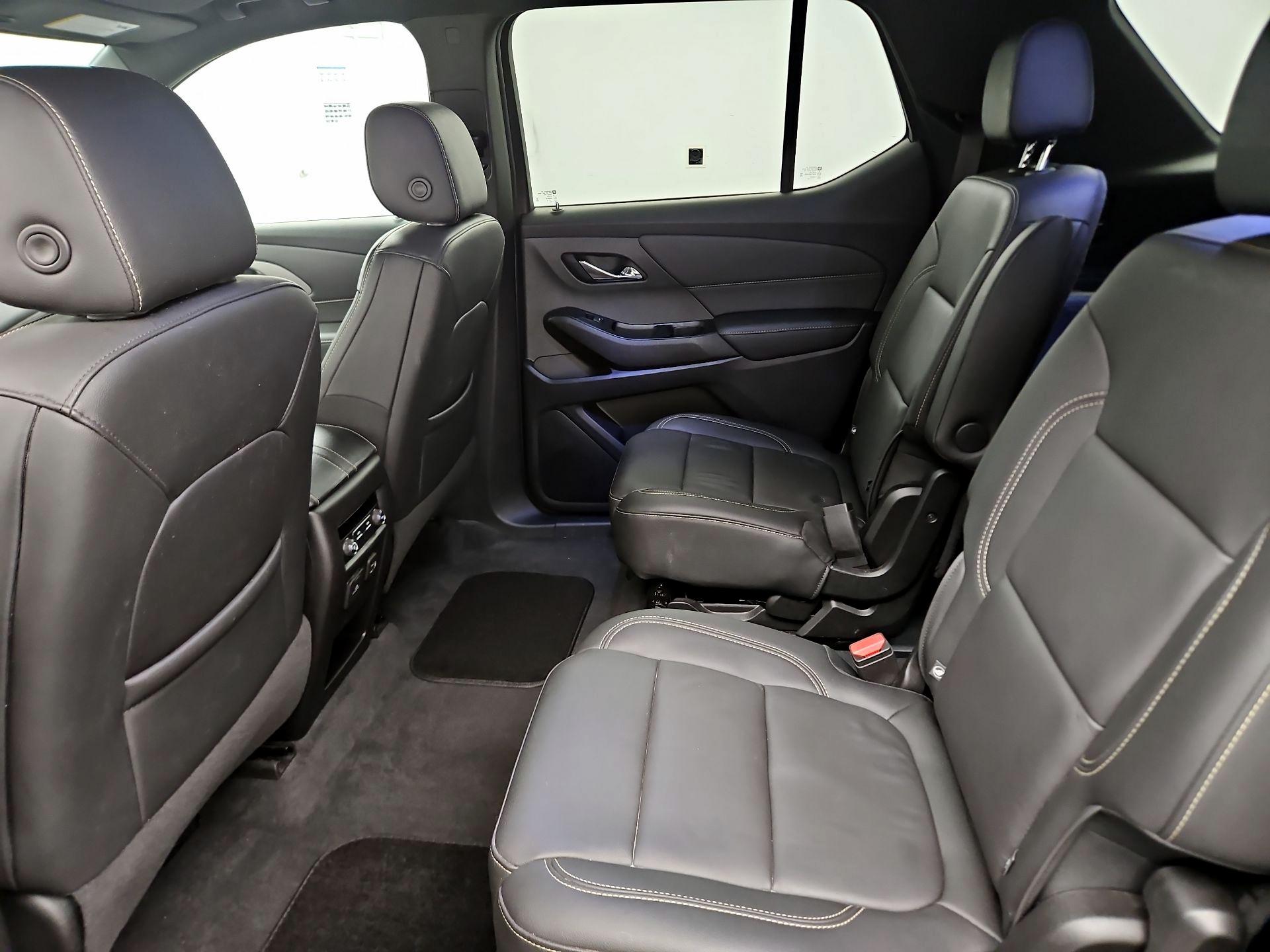 Thumbnail: 2023 Chevrolet Traverse - 18