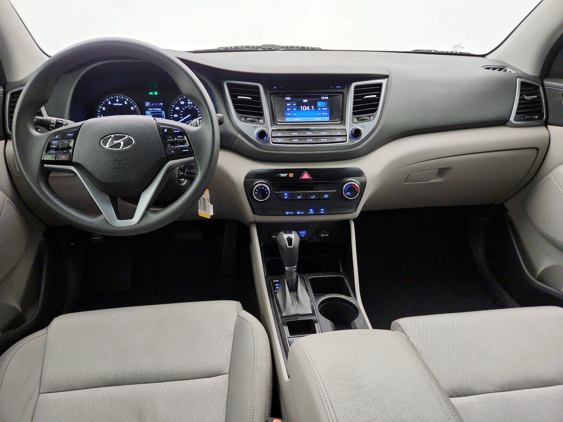Thumbnail: 2017 Hyundai Tucson - 9