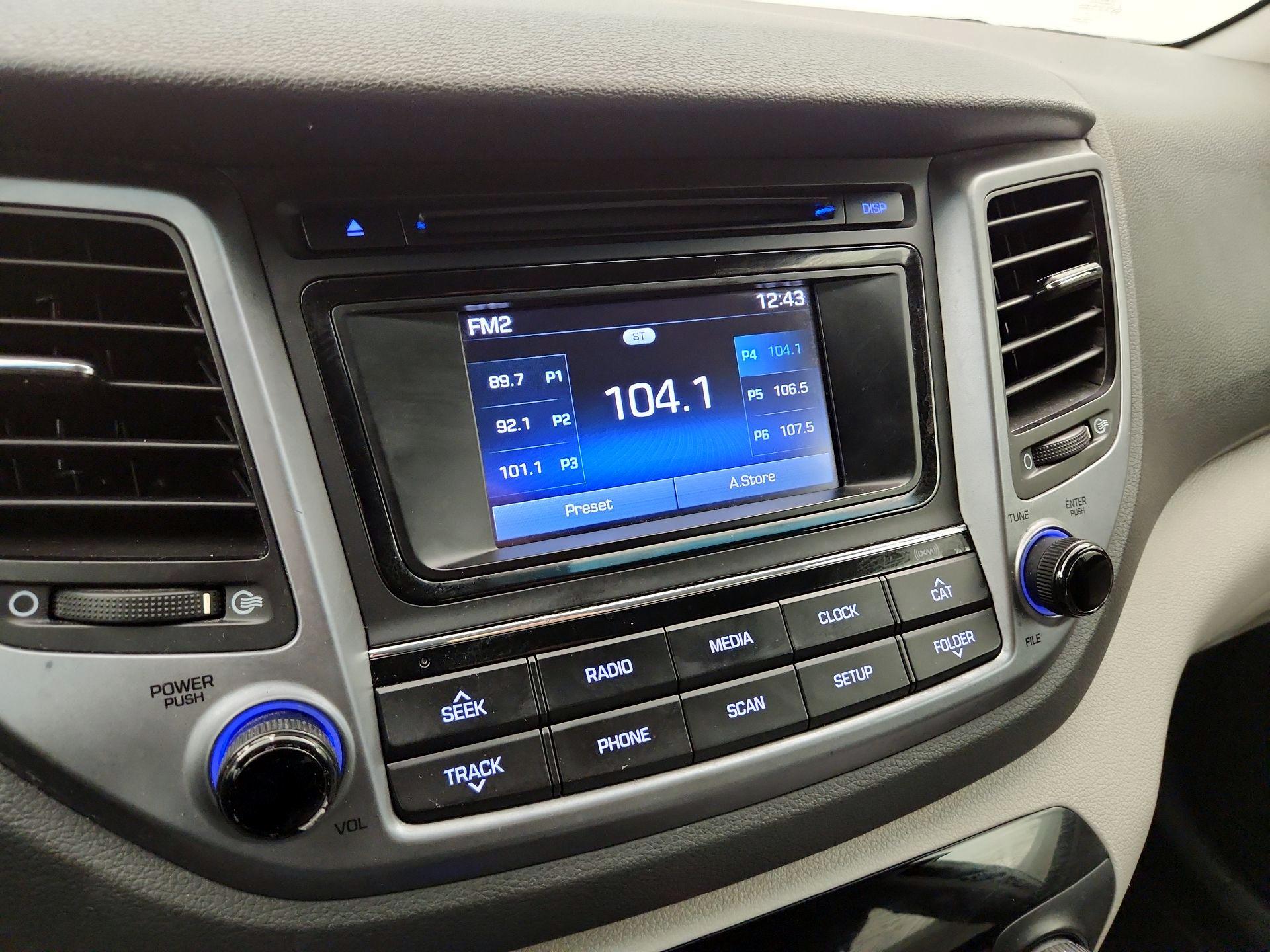 Thumbnail: 2017 Hyundai Tucson - 15