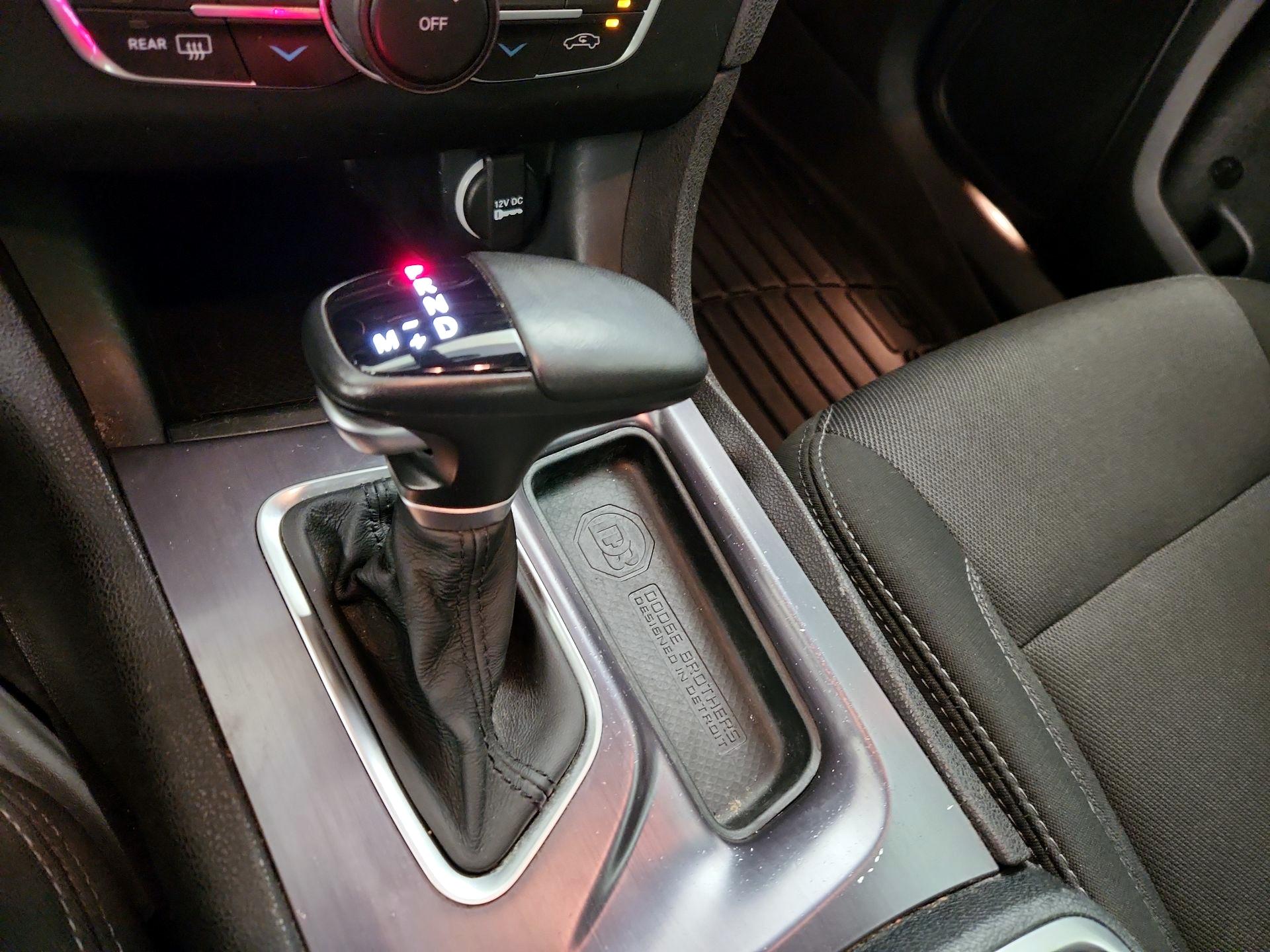 Thumbnail: 2018 Dodge Charger - 17