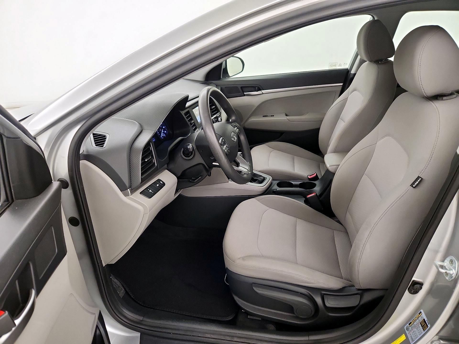 Thumbnail: 2020 Hyundai Elantra - 11