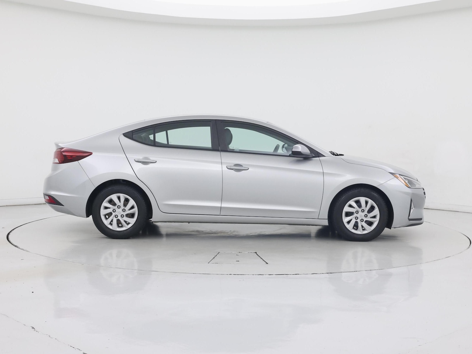 2020 Hyundai Elantra SE - Photo 8