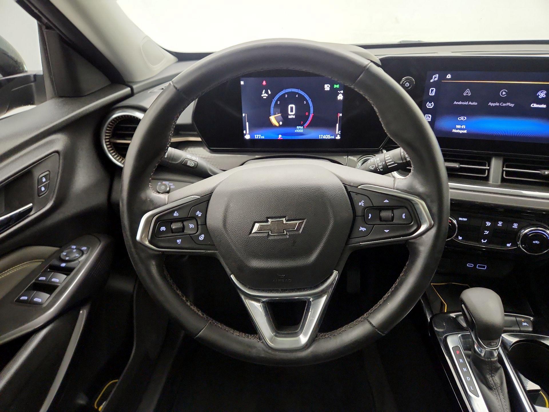 Thumbnail: 2025 Chevrolet Trax - 10