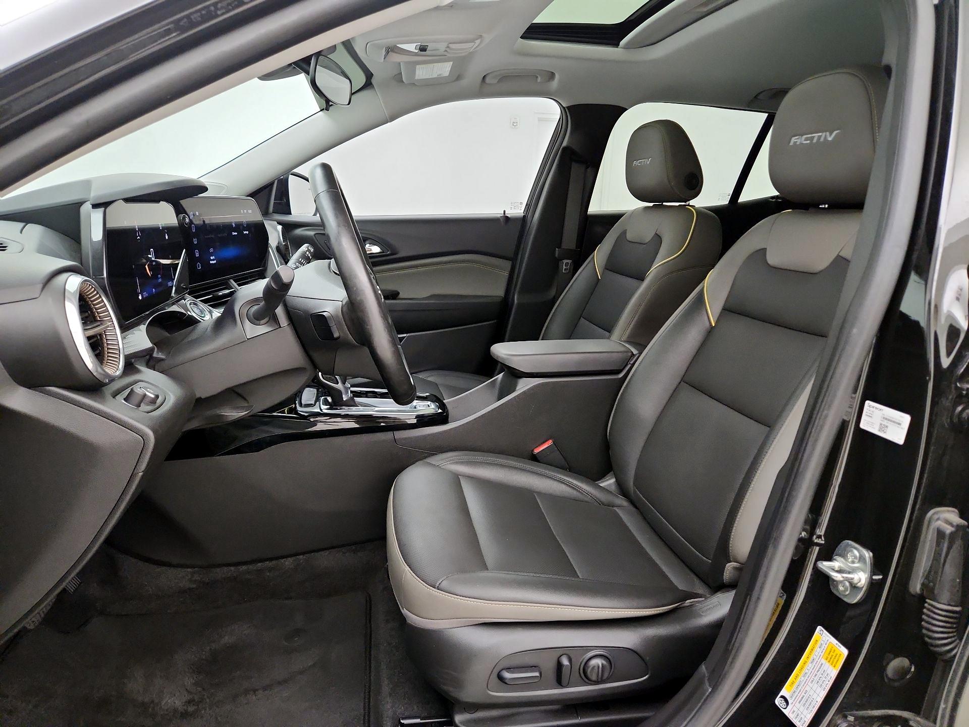 Thumbnail: 2025 Chevrolet Trax - 11