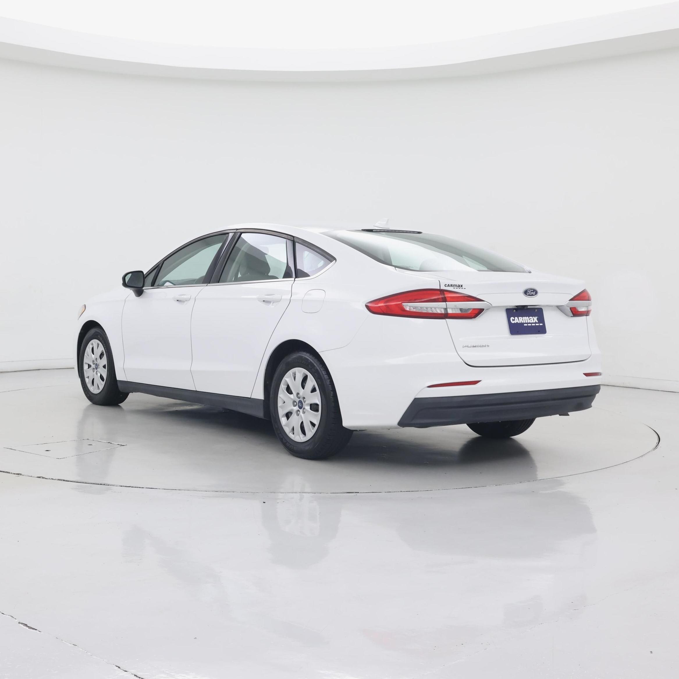 Thumbnail: 2020 Ford Fusion - 2