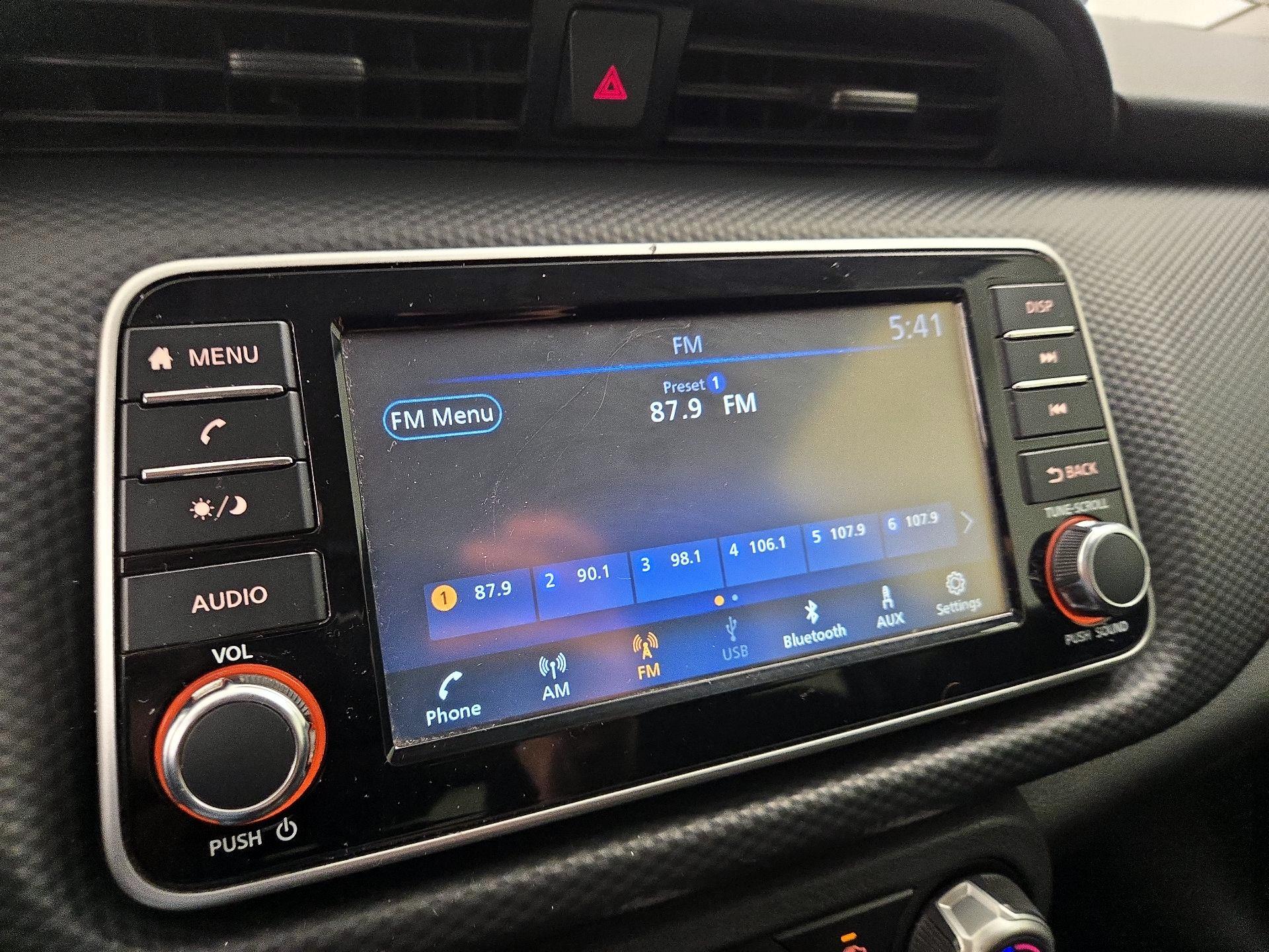 Thumbnail: 2021 Nissan Kicks - 15