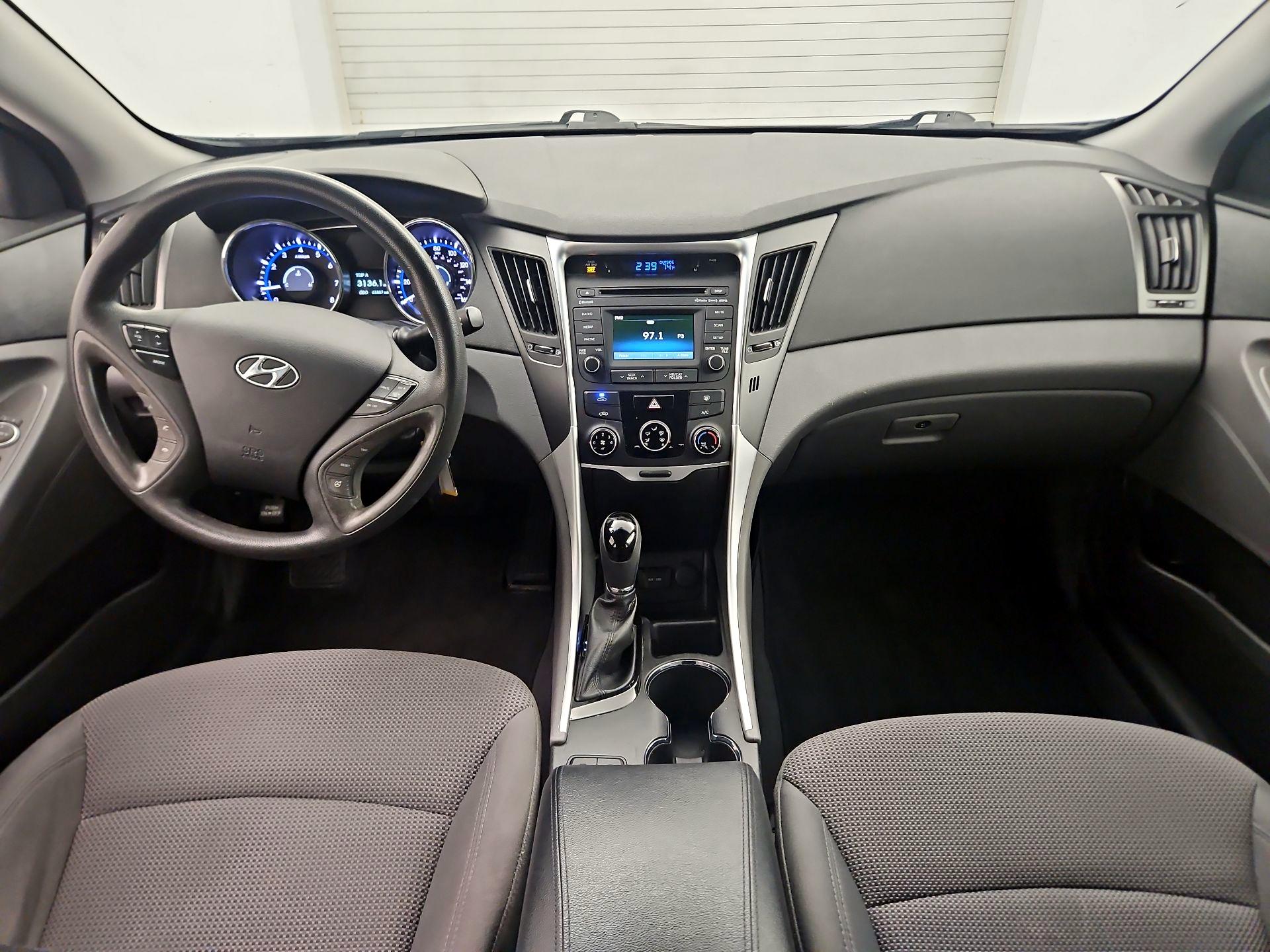 Thumbnail: 2014 Hyundai Sonata - 9