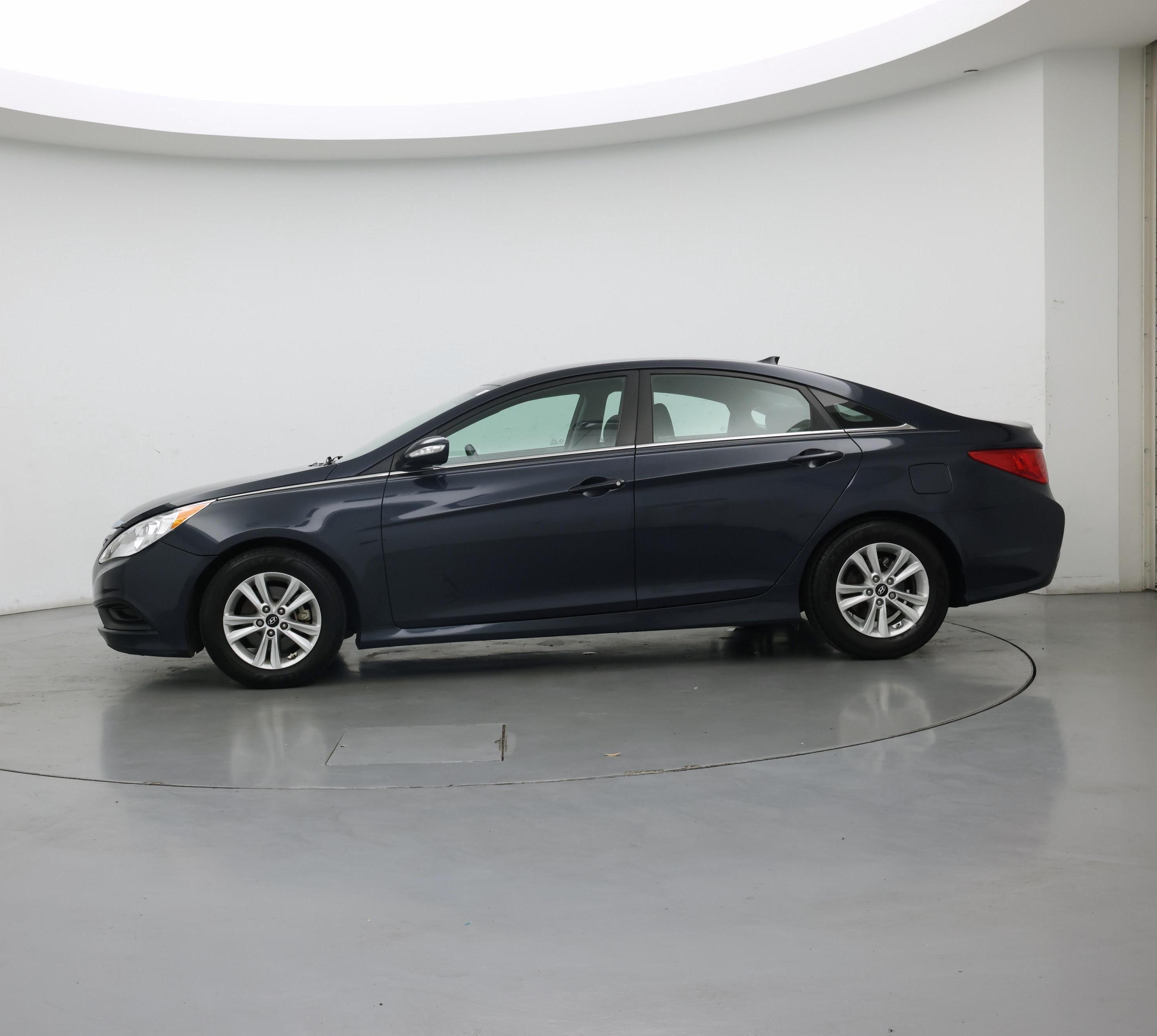 Thumbnail: 2014 Hyundai Sonata - 3