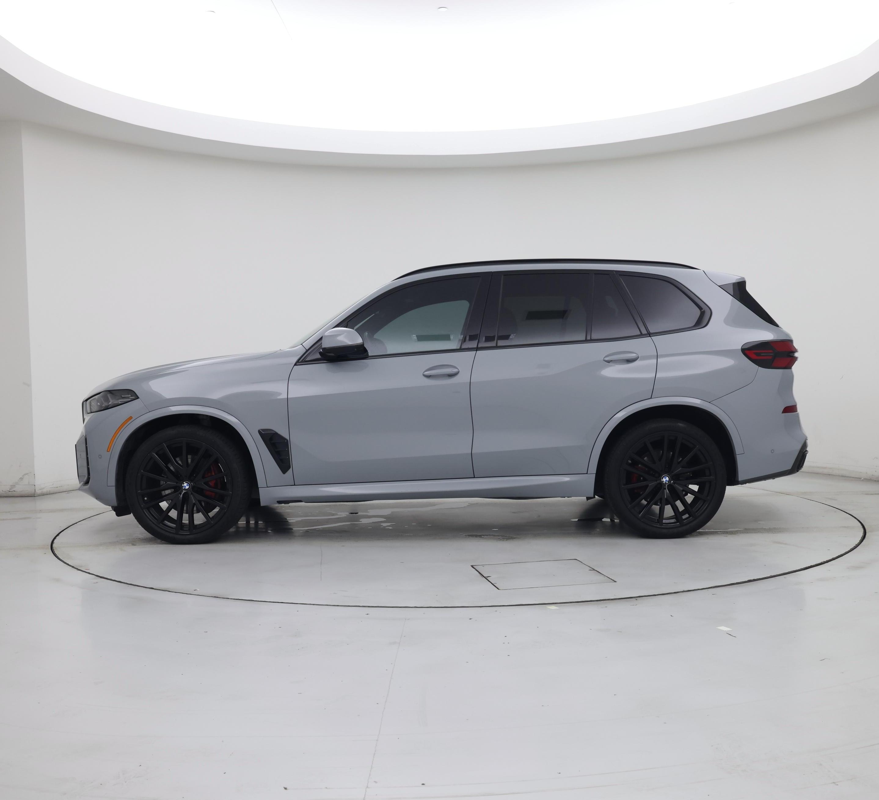 Thumbnail: 2024 BMW X5 - 3