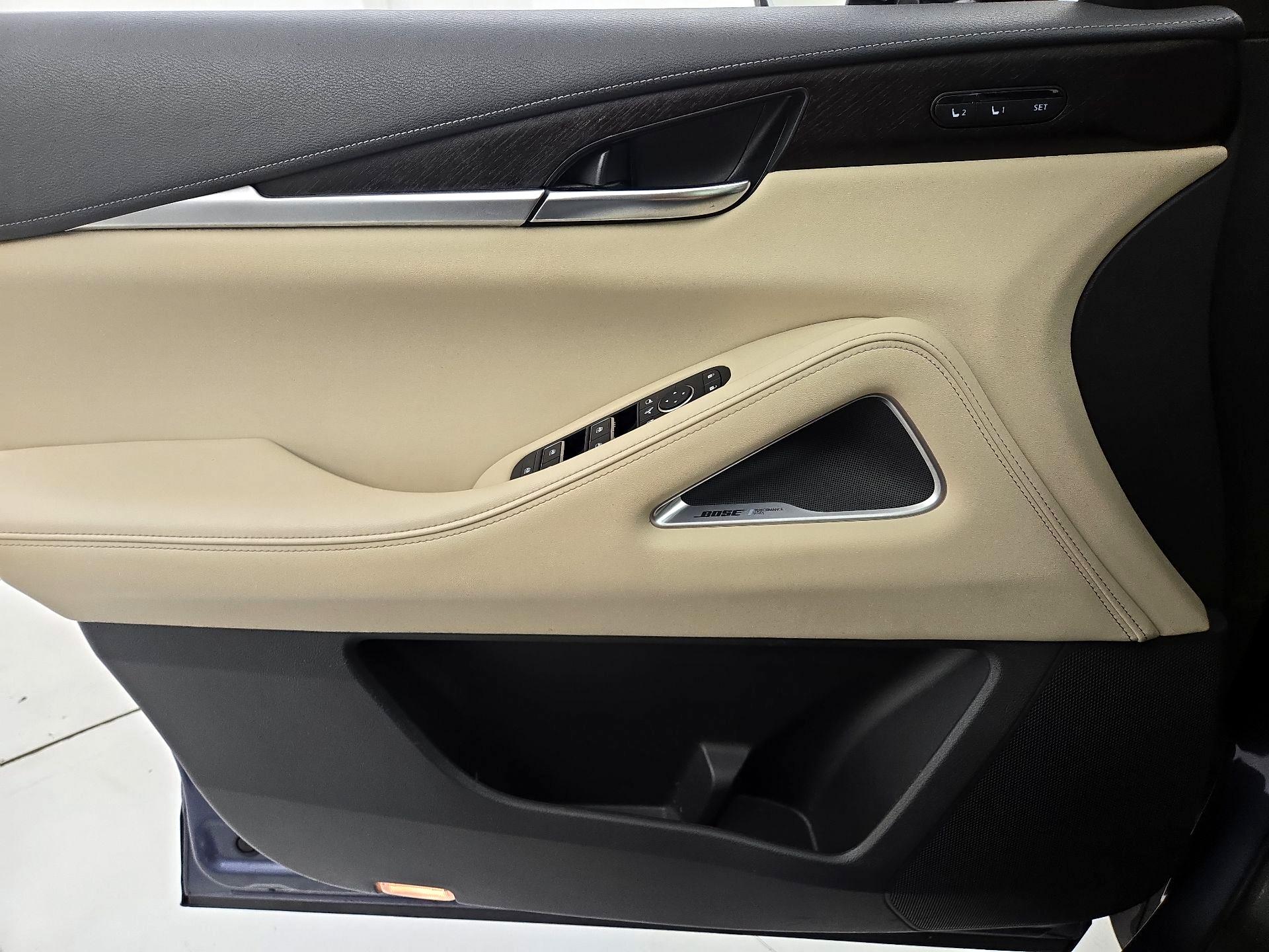Thumbnail: 2023 INFINITI QX60 - 12