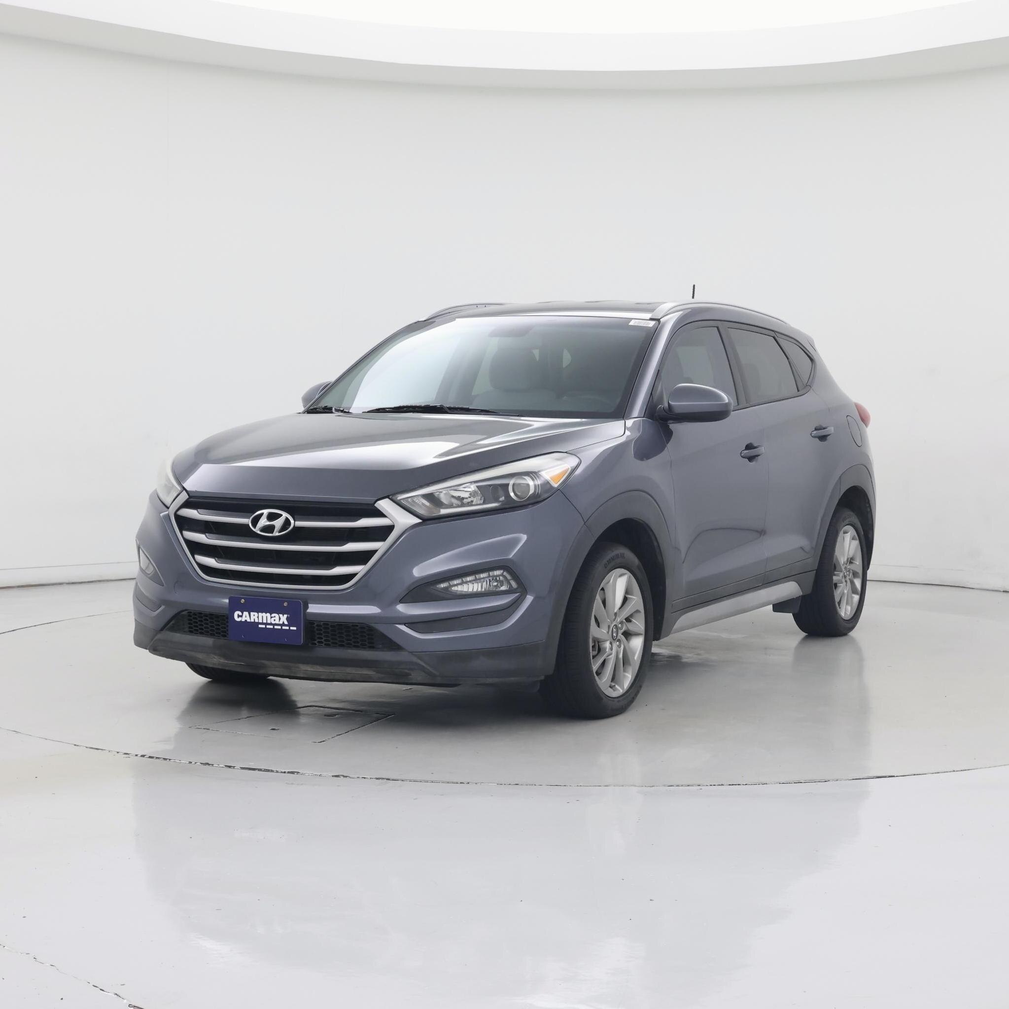 Thumbnail: 2017 Hyundai Tucson - 4