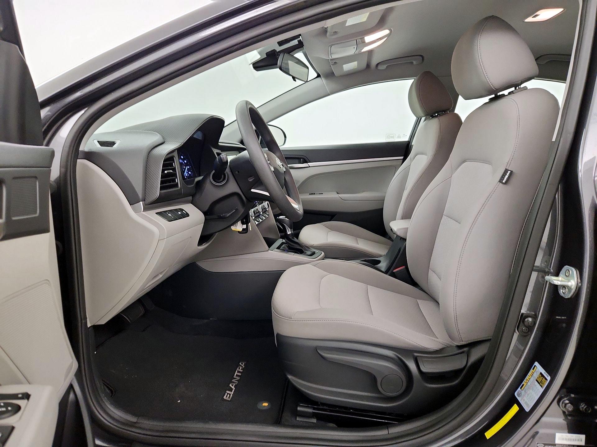 Thumbnail: 2020 Hyundai Elantra - 11