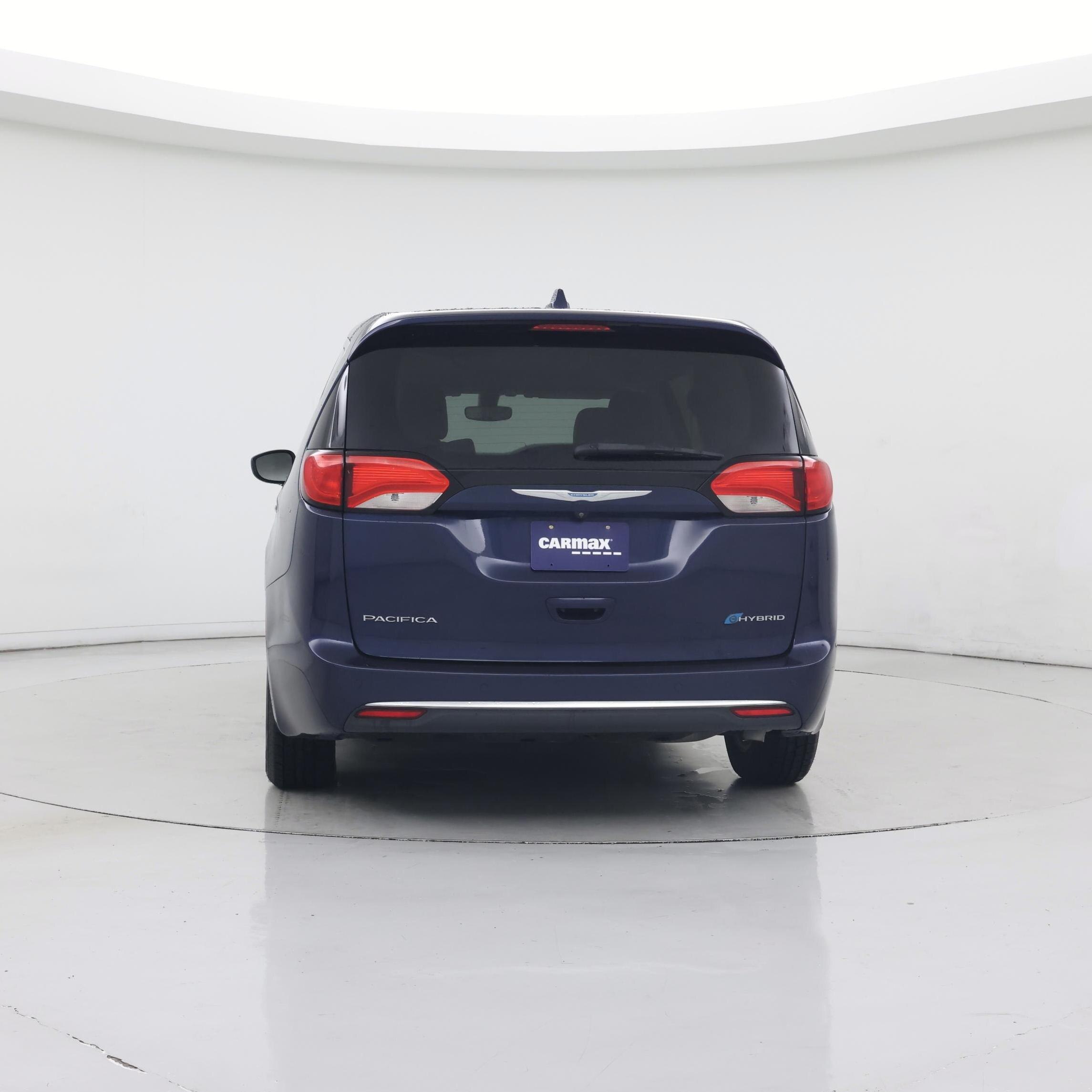 Thumbnail: 2018 Chrysler Pacifica - 6