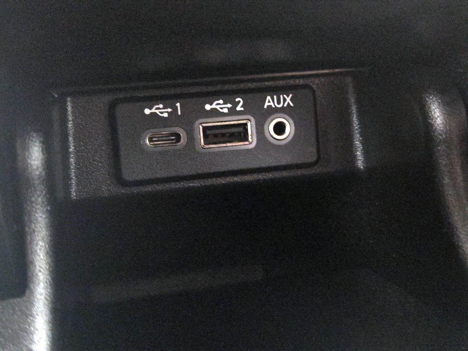 Thumbnail: 2020 Nissan Maxima - 18