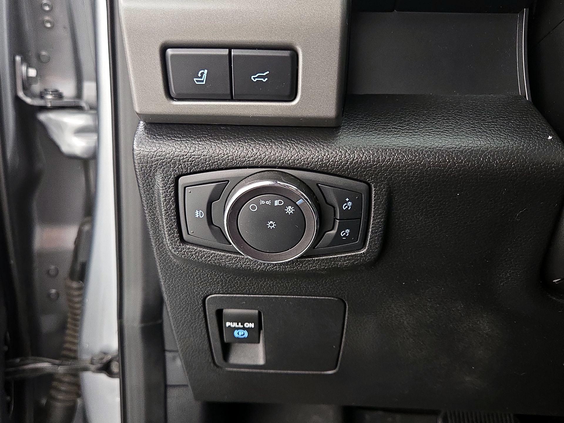 Thumbnail: 2020 Ford Expedition - 13