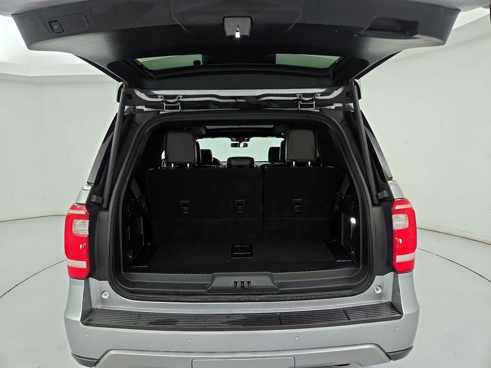 2020 Ford Expedition XLT - Photo 24