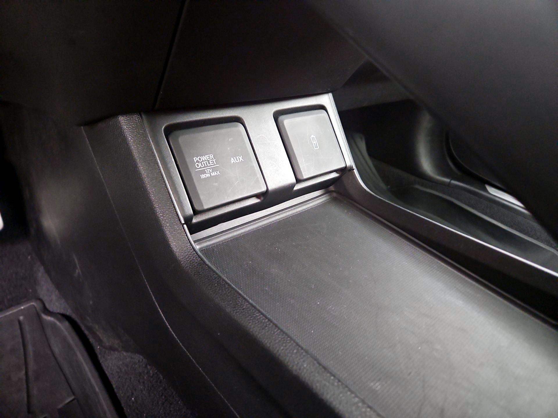 Thumbnail: 2021 Acura RDX - 19