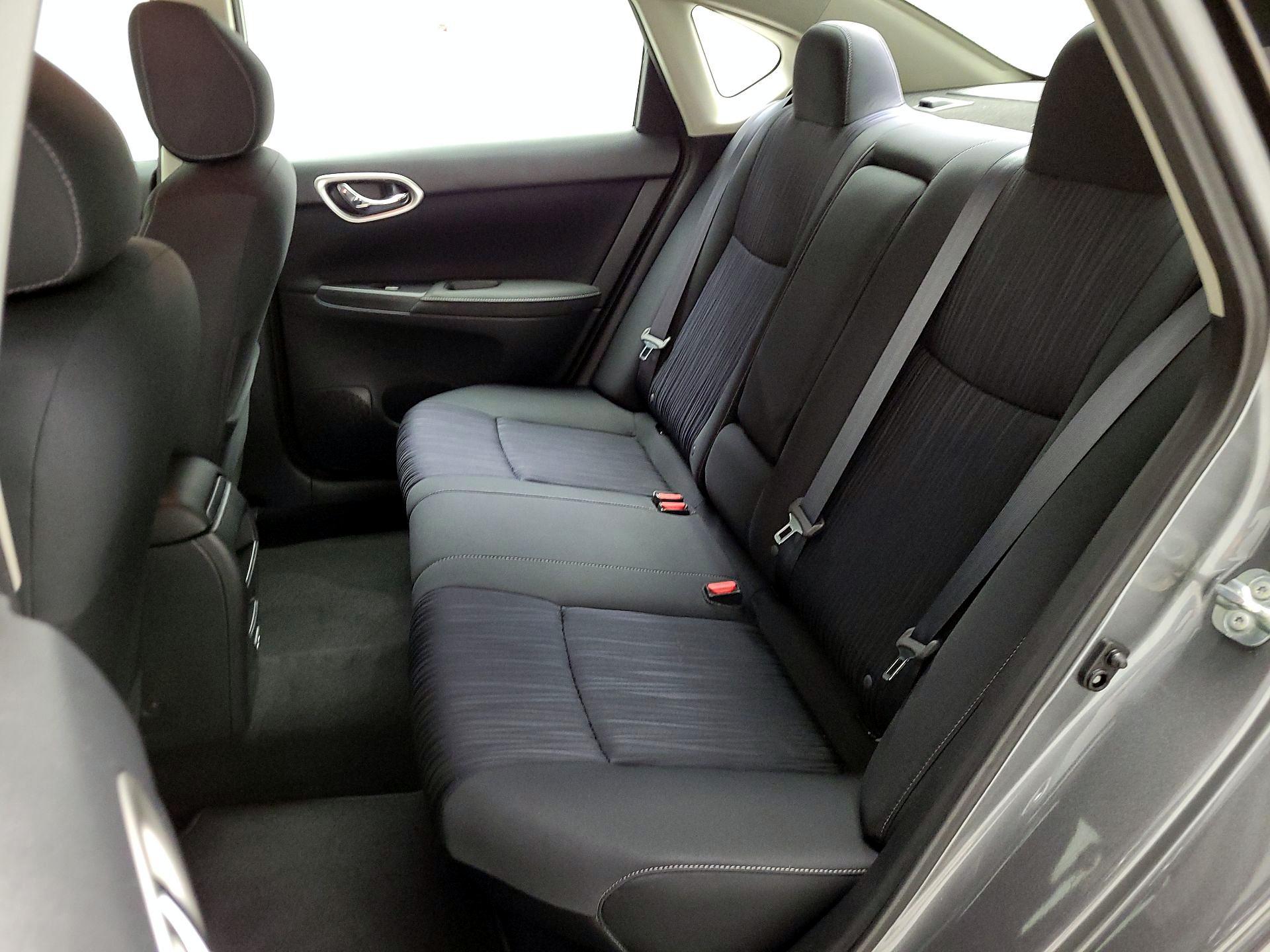 Thumbnail: 2019 Nissan Sentra - 19