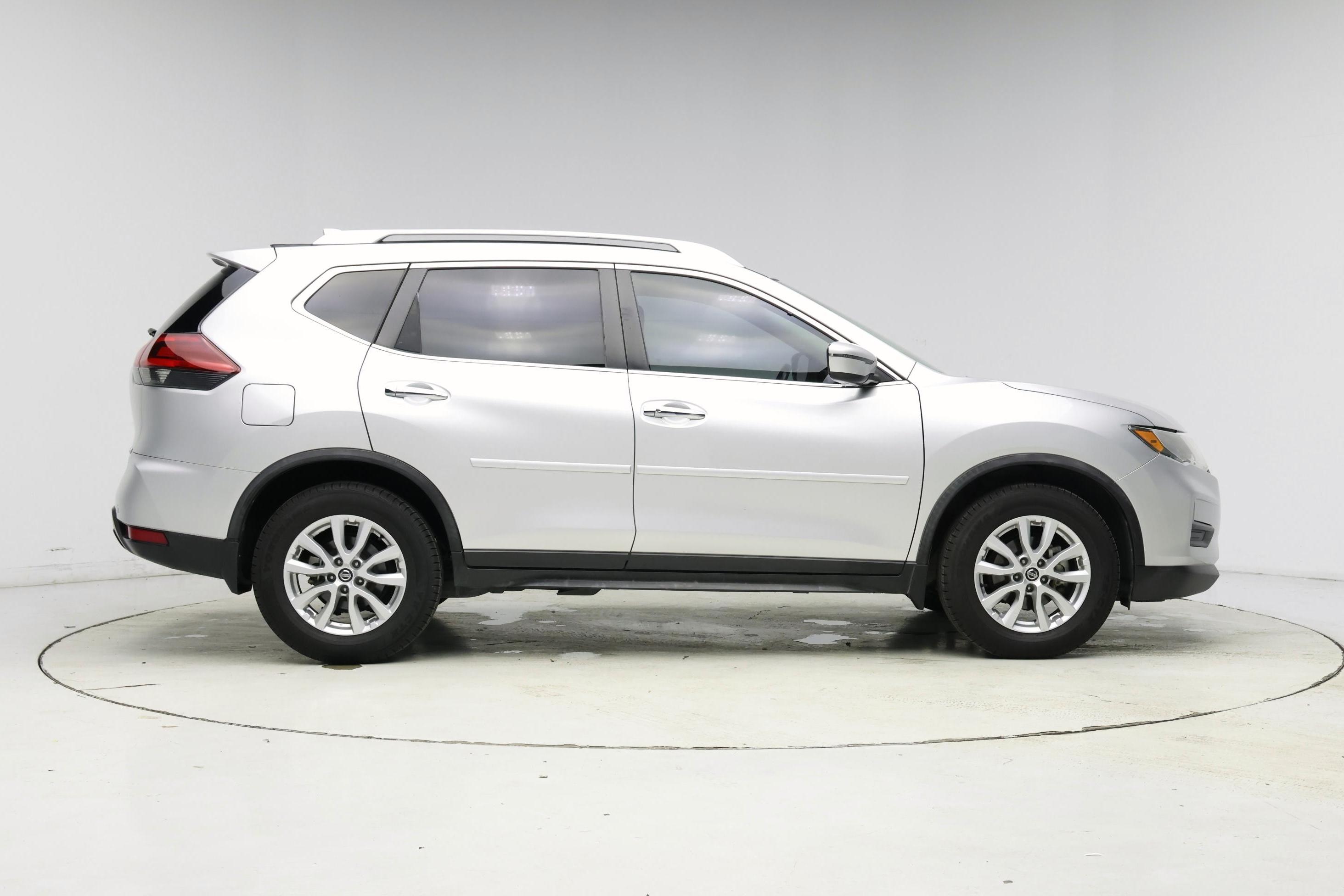 Thumbnail: 2020 Nissan Rogue - 7