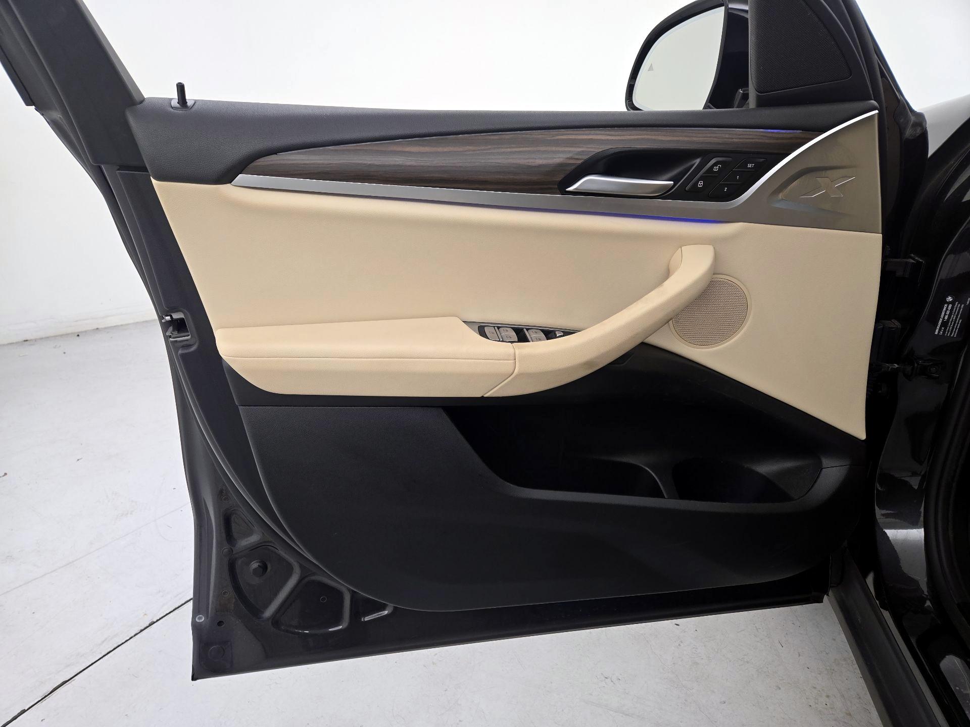 Thumbnail: 2021 BMW X3 - 12