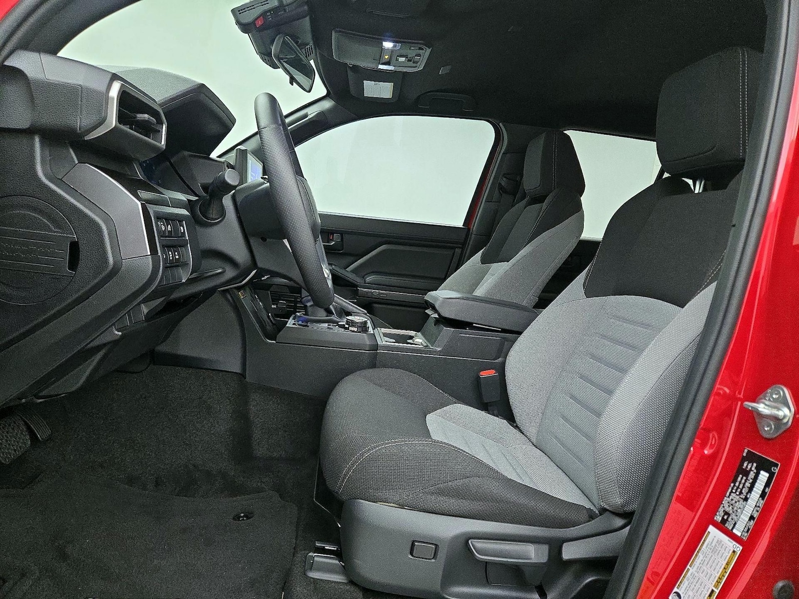 2025 Toyota 4Runner TRD Off-Road - Photo 12