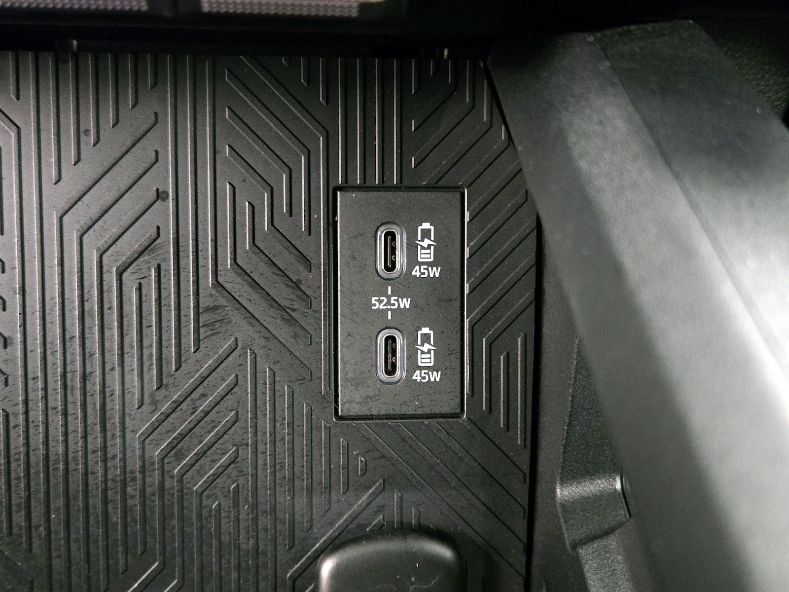 2025 Toyota 4Runner TRD Off-Road - Photo 19