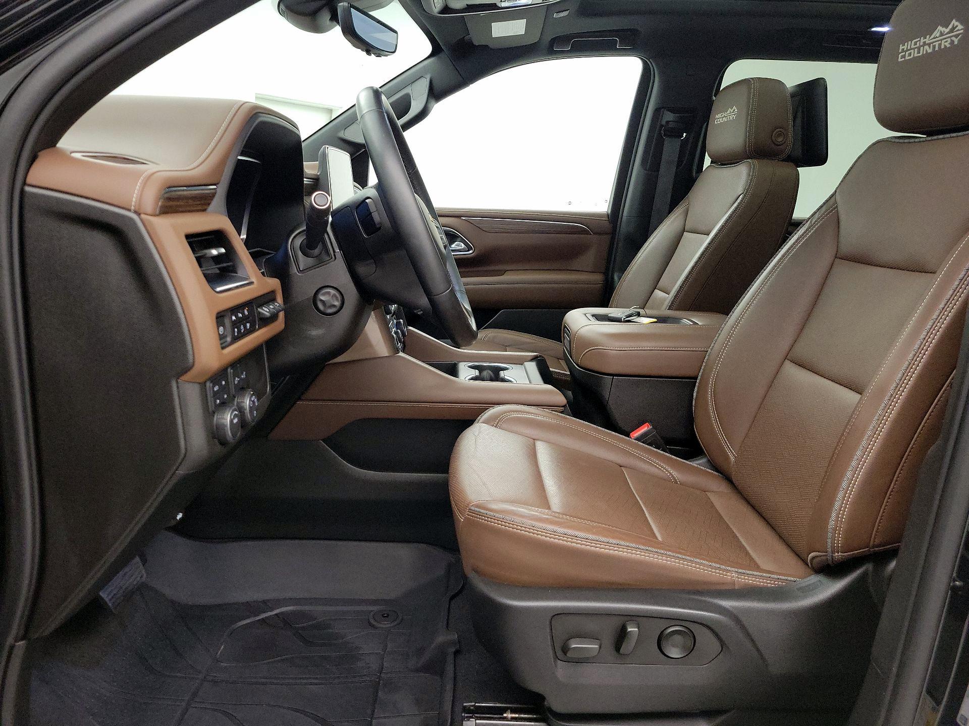 Thumbnail: 2023 Chevrolet Suburban - 11