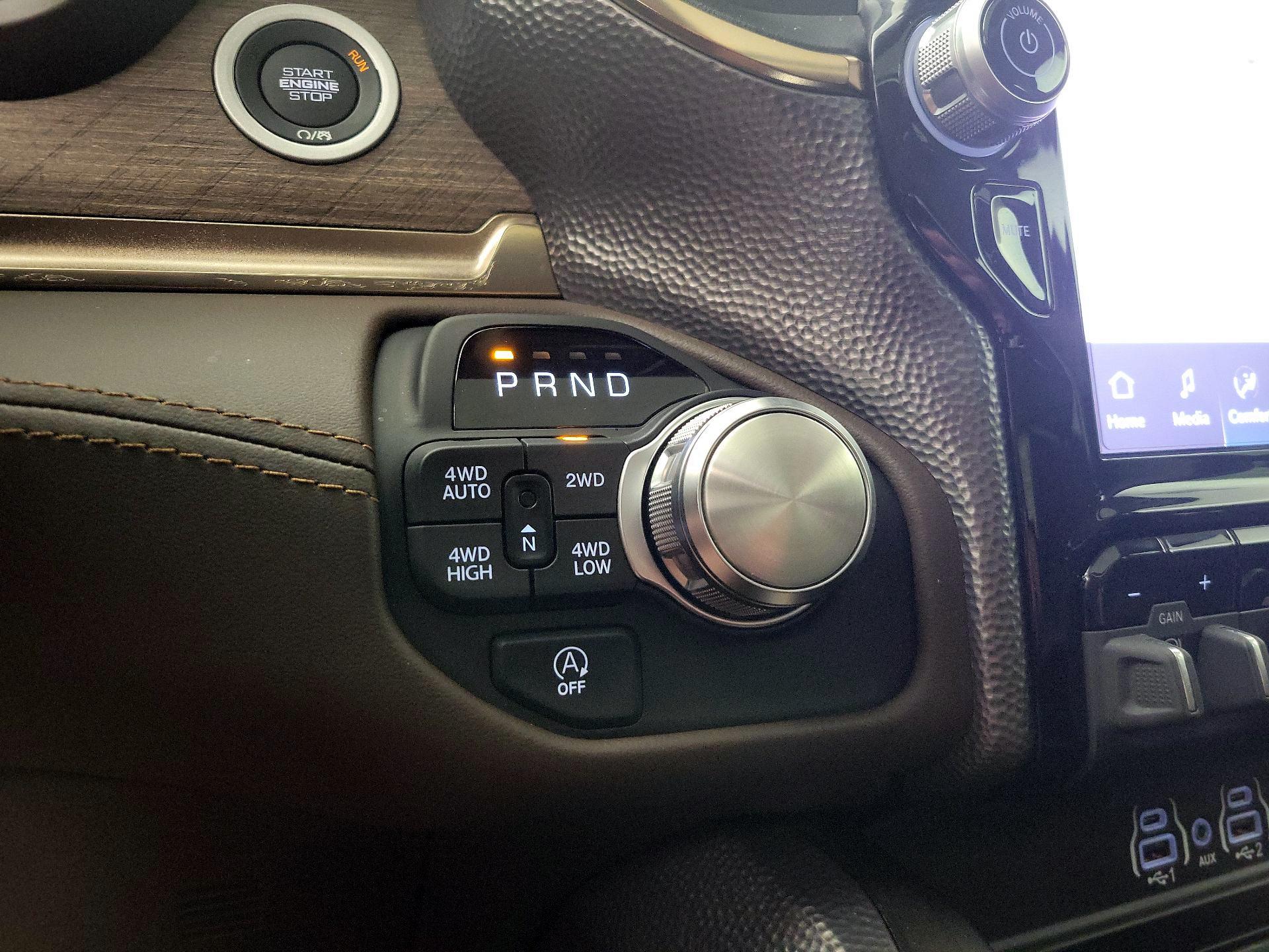 Thumbnail: 2025 RAM 1500 - 18