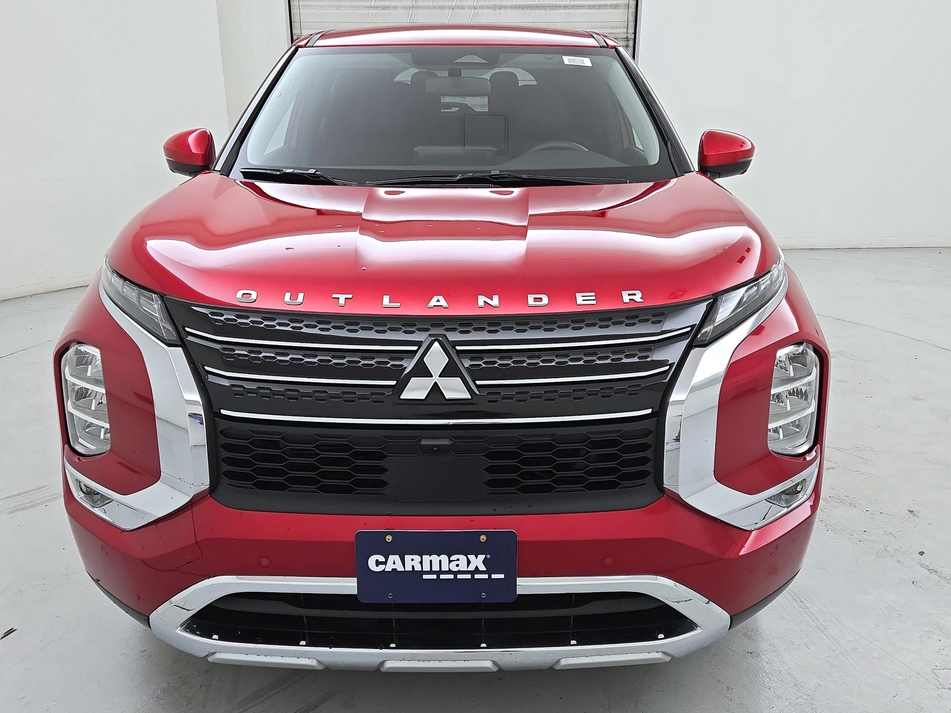 Thumbnail: 2024 Mitsubishi Outlander - 2