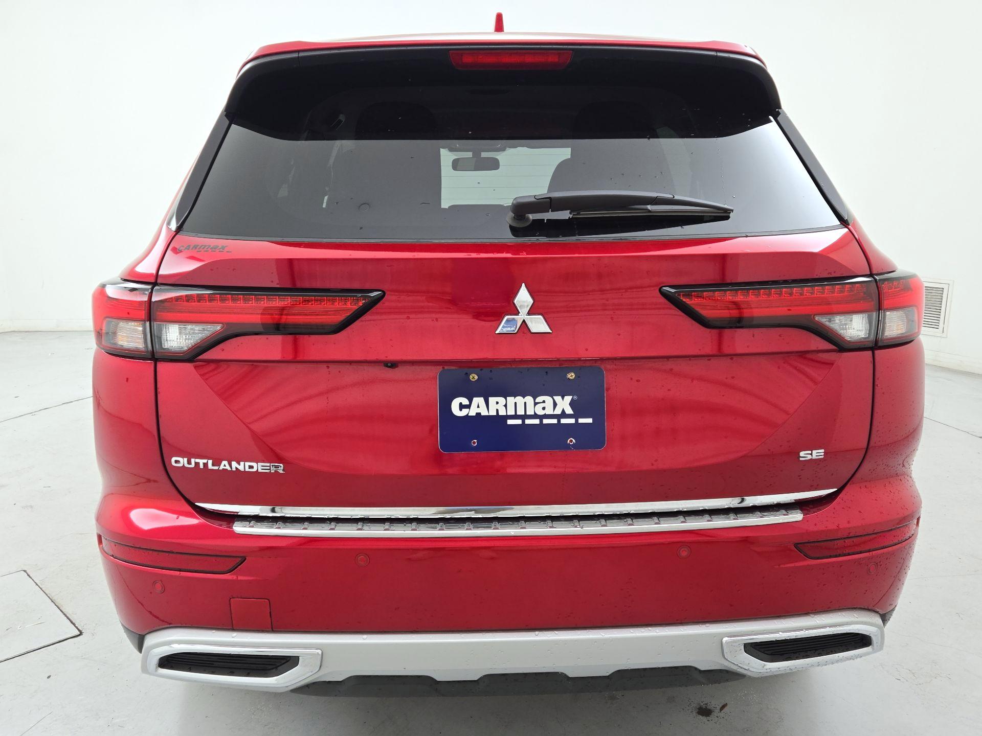 Thumbnail: 2024 Mitsubishi Outlander - 6