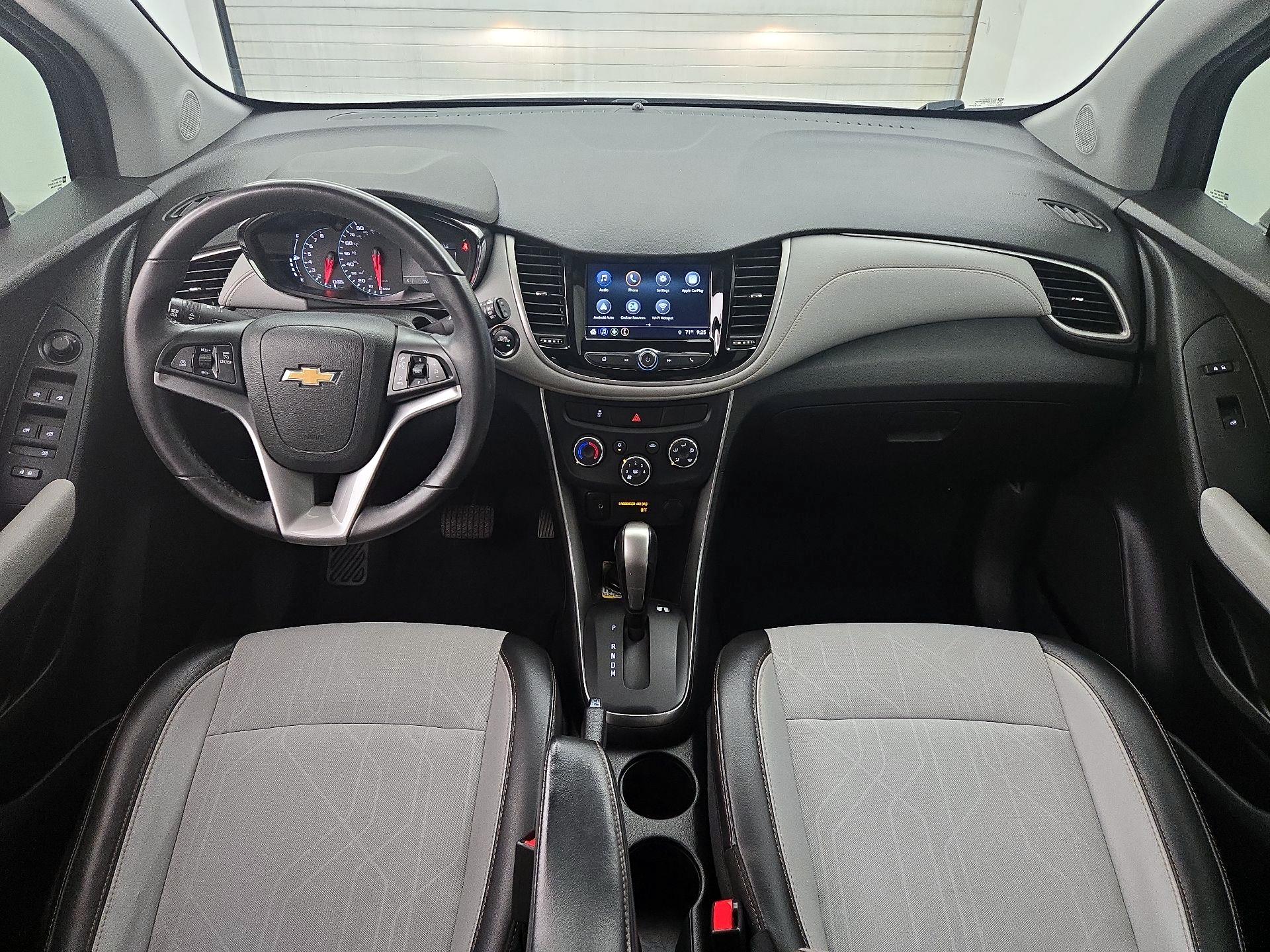 Thumbnail: 2018 Chevrolet Trax - 9