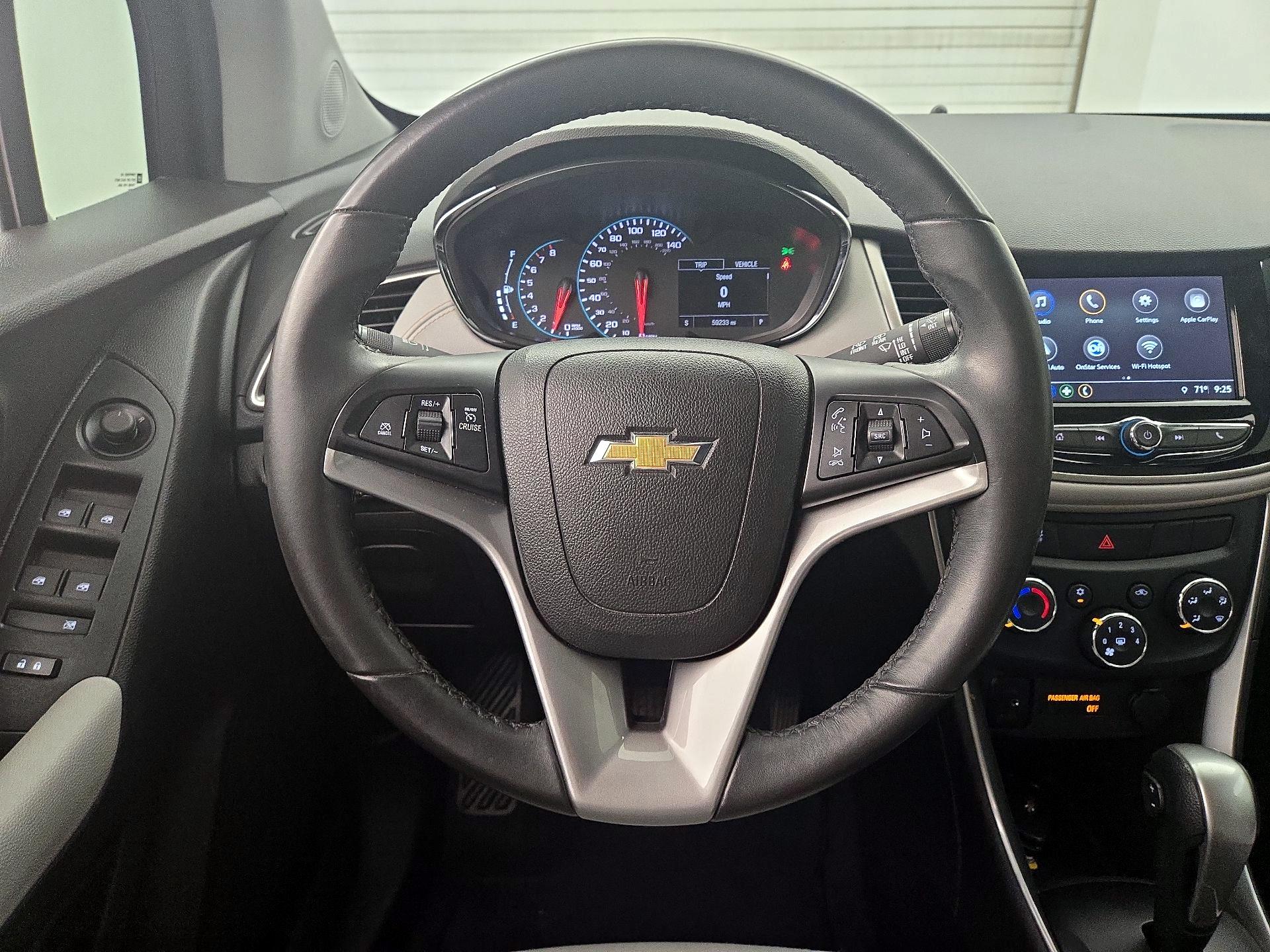 Thumbnail: 2018 Chevrolet Trax - 10