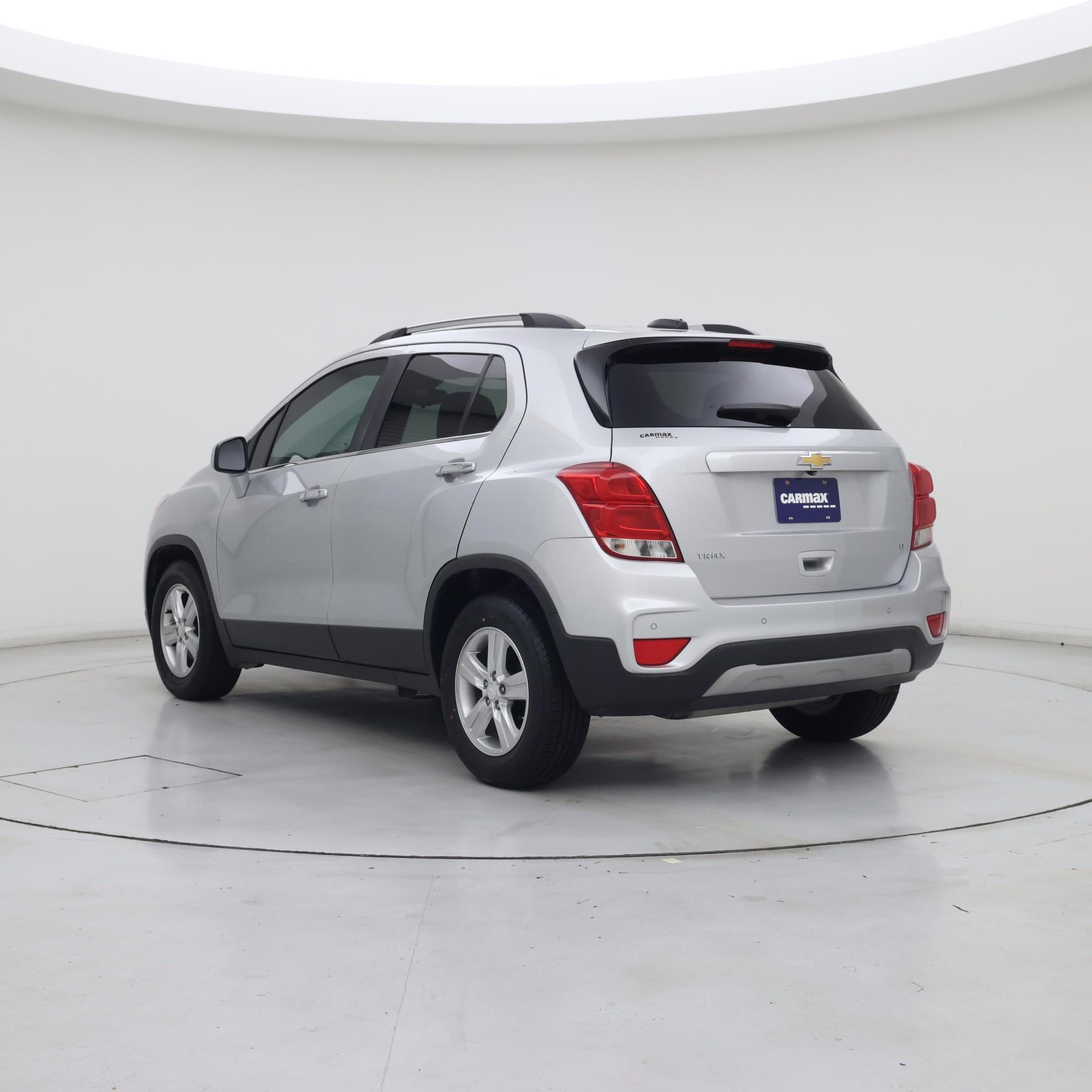 Thumbnail: 2018 Chevrolet Trax - 2