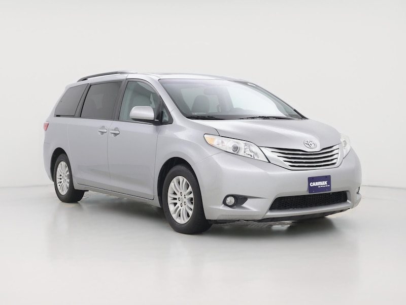 2017 Toyota Sienna XLE