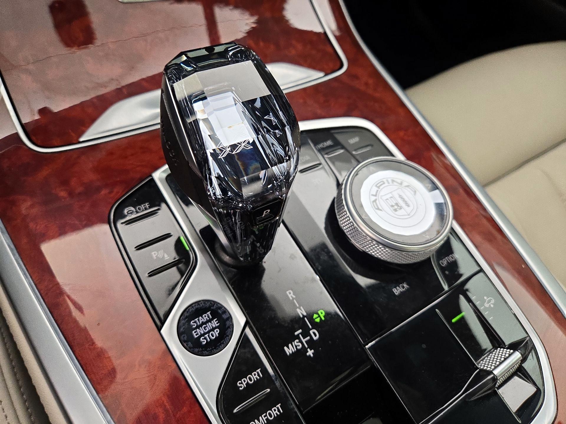 Thumbnail: 2023 BMW X7 - 18