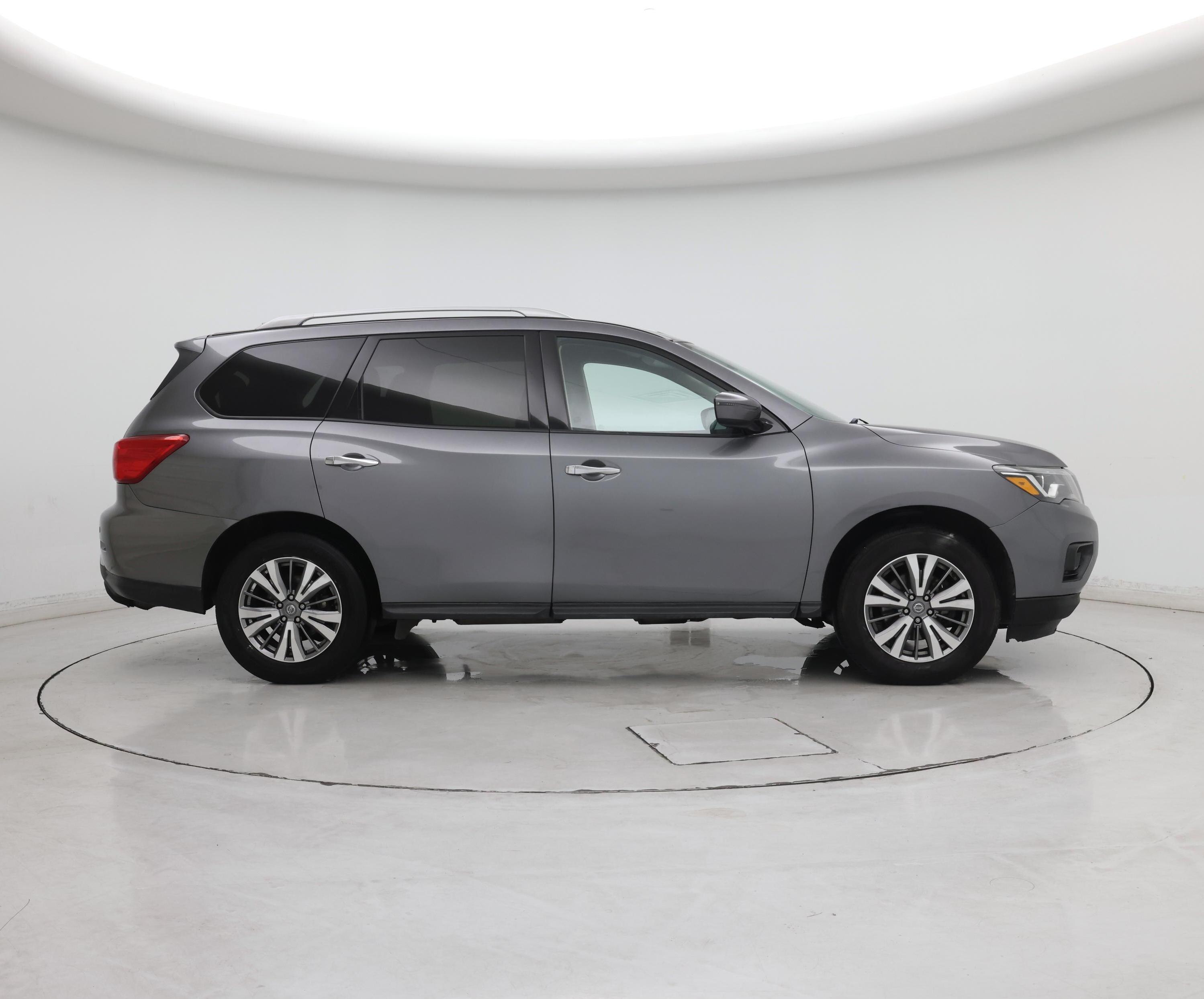 Thumbnail: 2020 Nissan Pathfinder - 7
