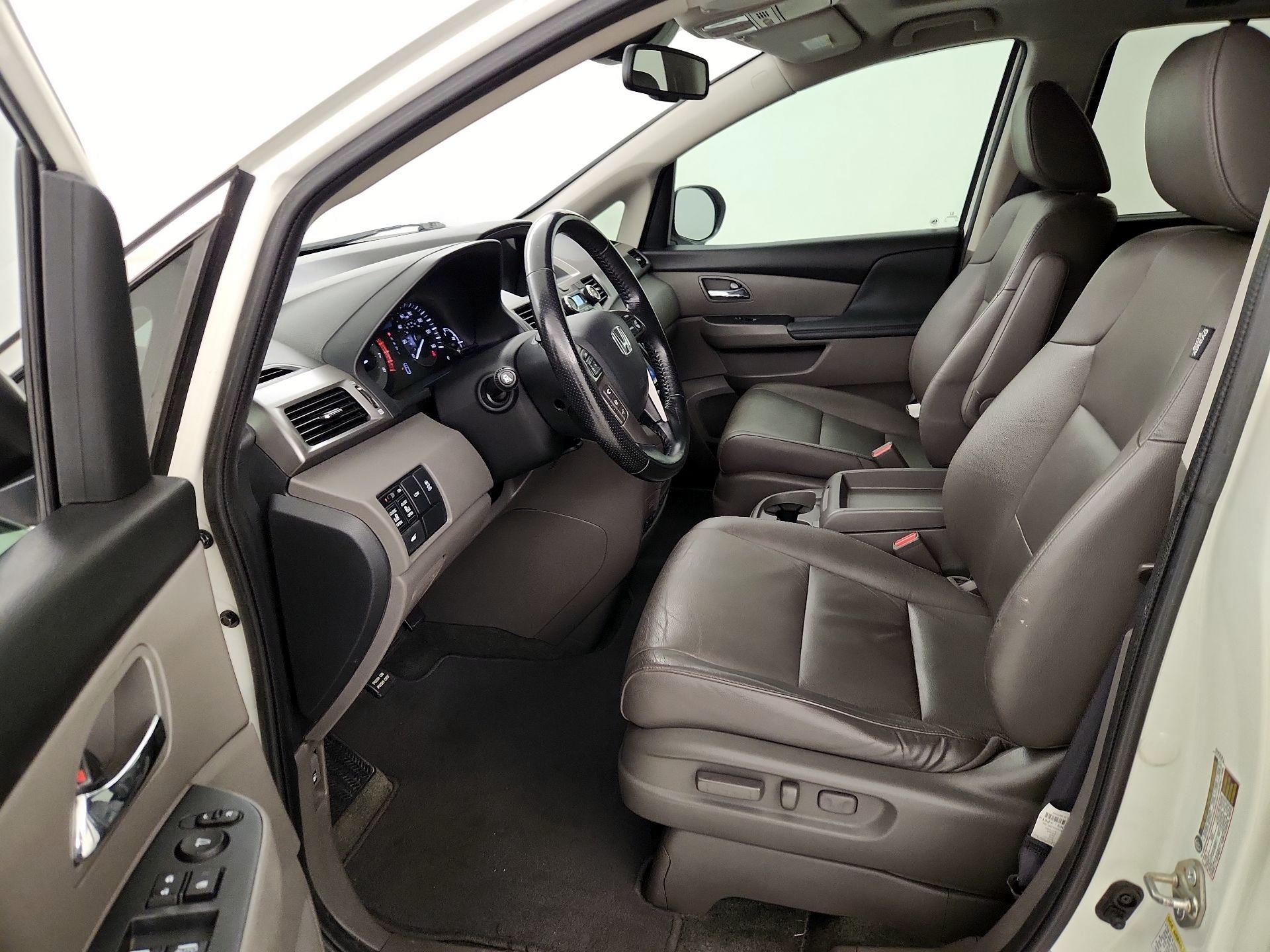 Thumbnail: 2016 Honda Odyssey - 11