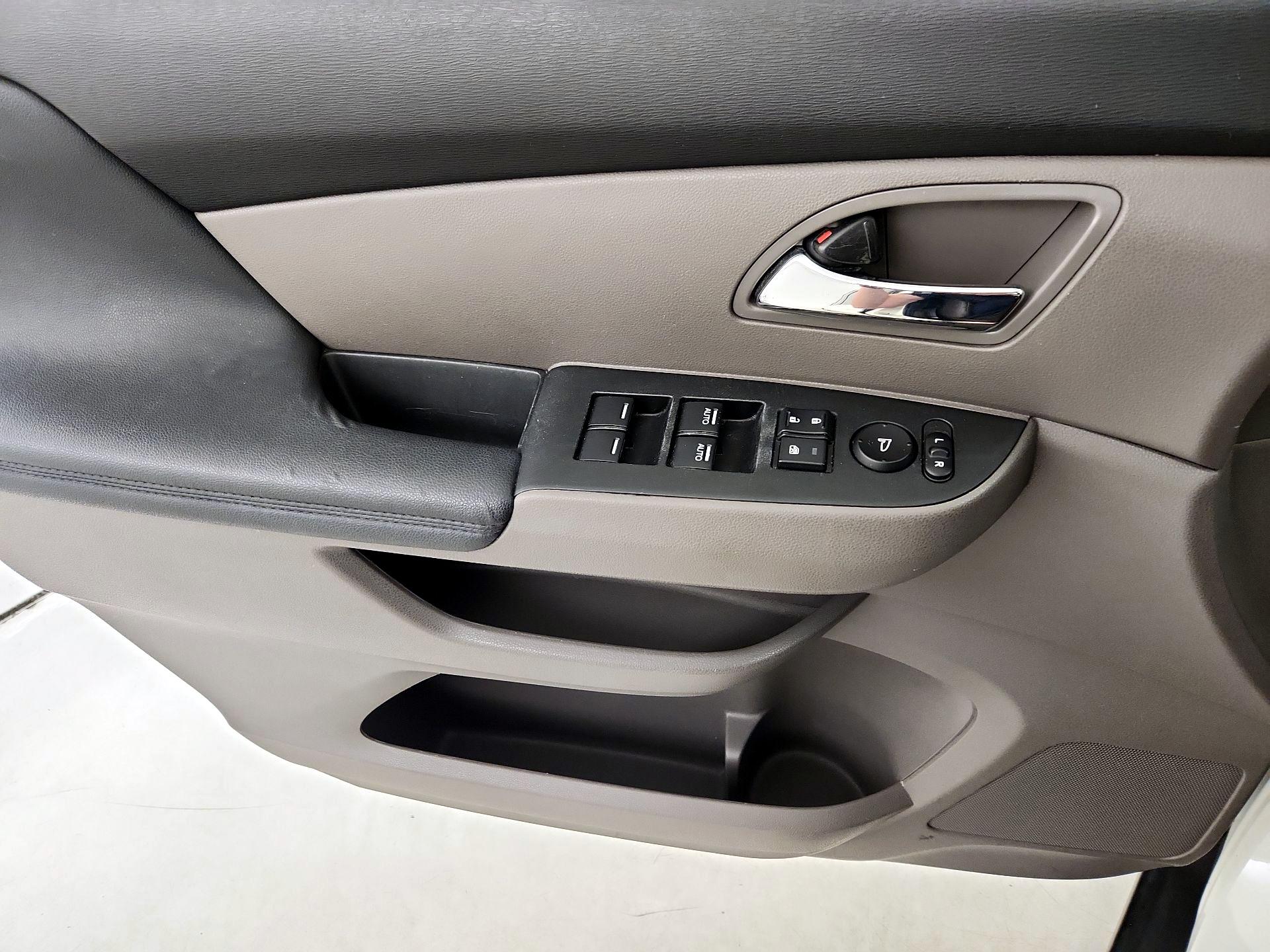 Thumbnail: 2016 Honda Odyssey - 12