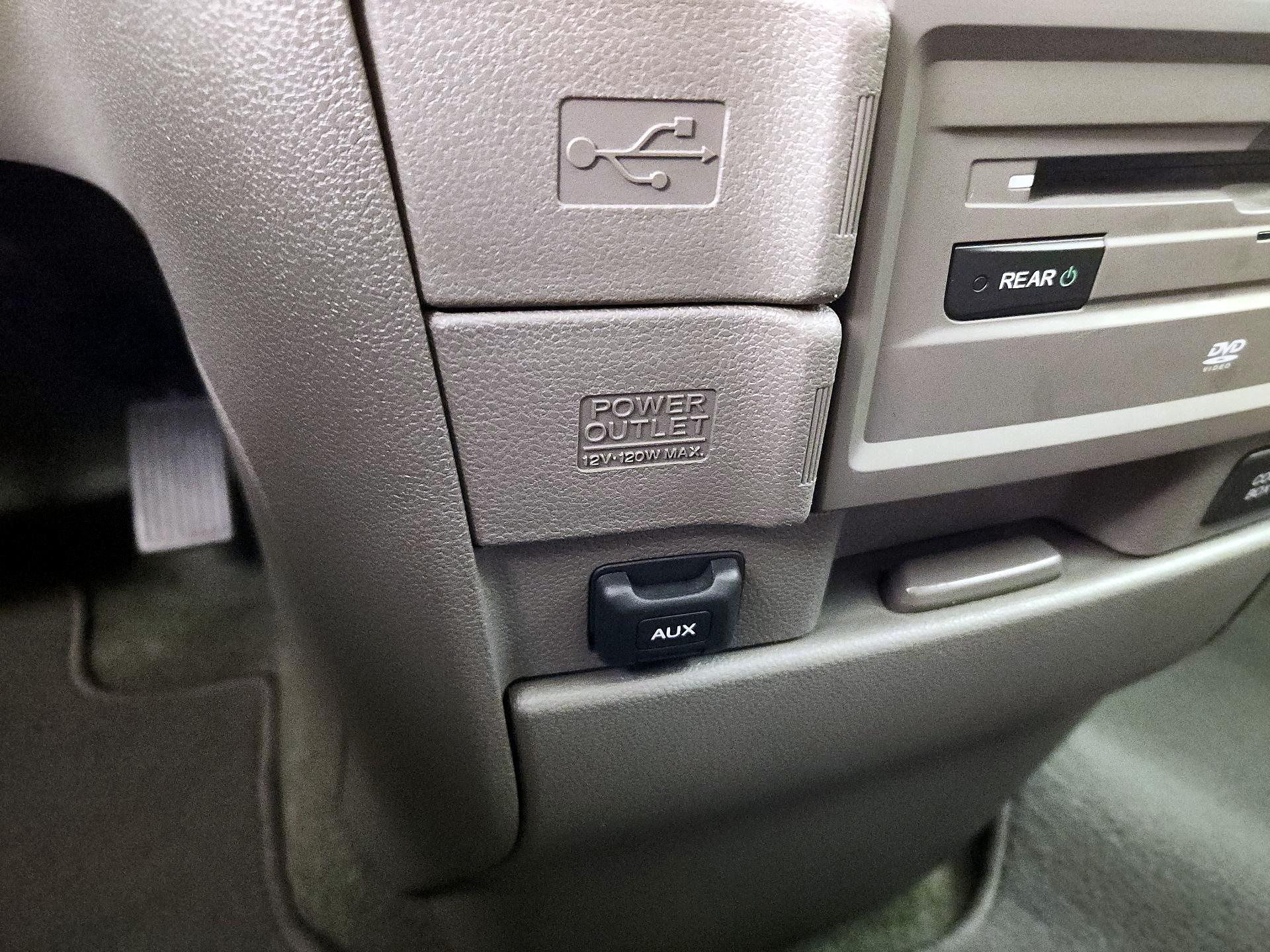 Thumbnail: 2016 Honda Odyssey - 18