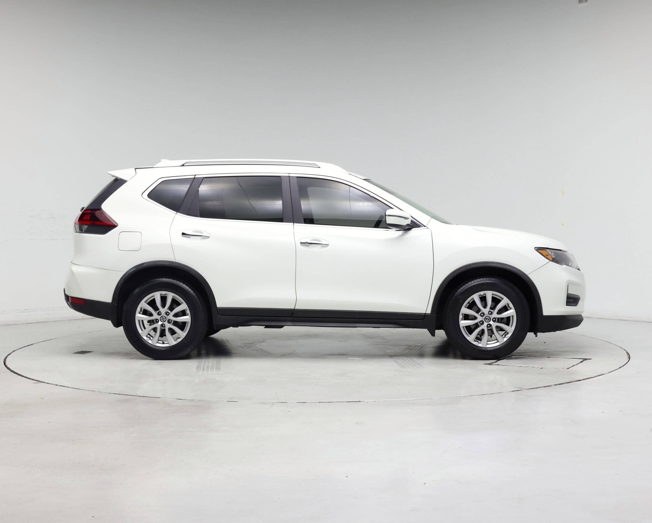 Thumbnail: 2020 Nissan Rogue - 7