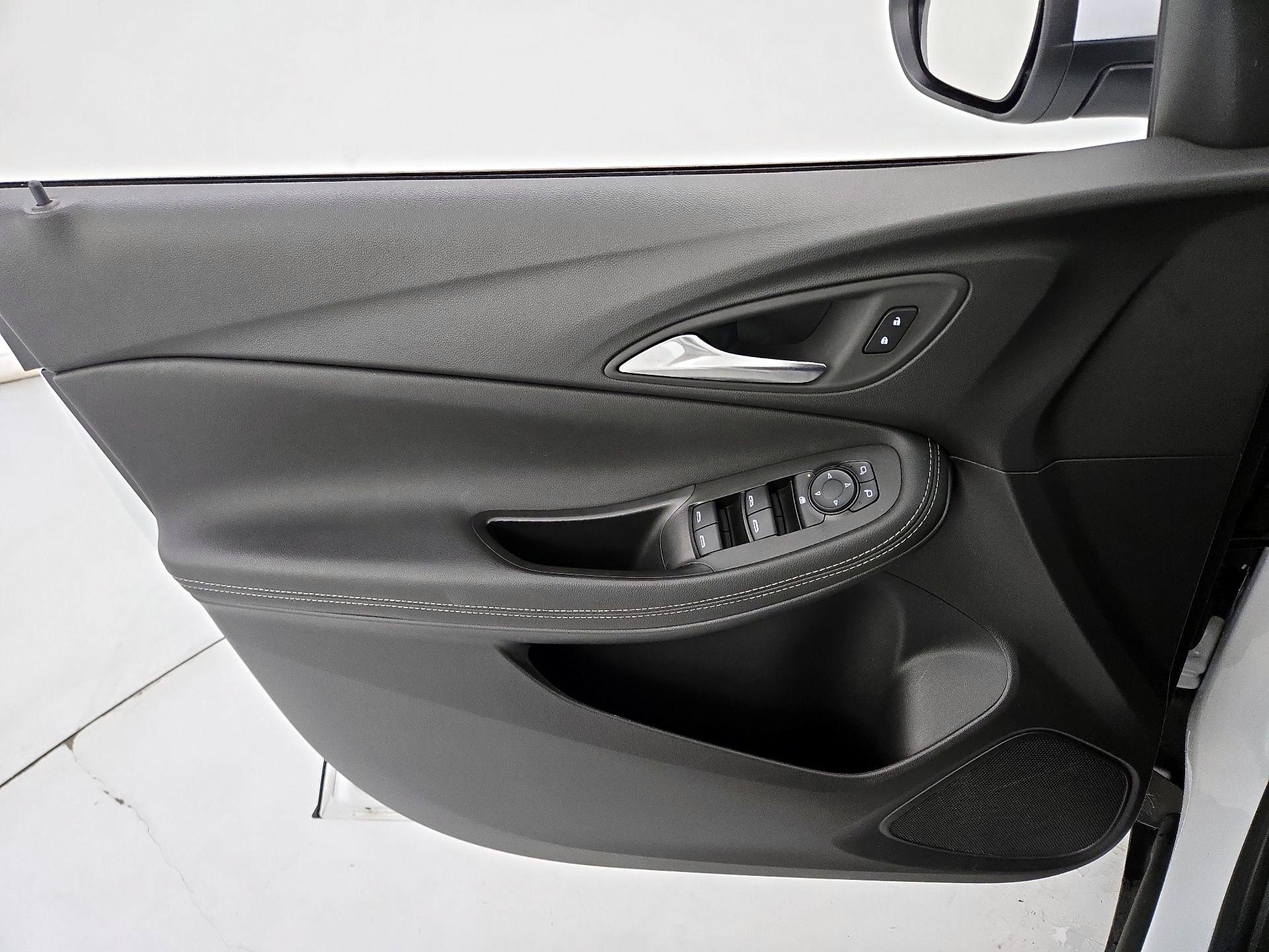 Thumbnail: 2025 Buick Encore GX - 12