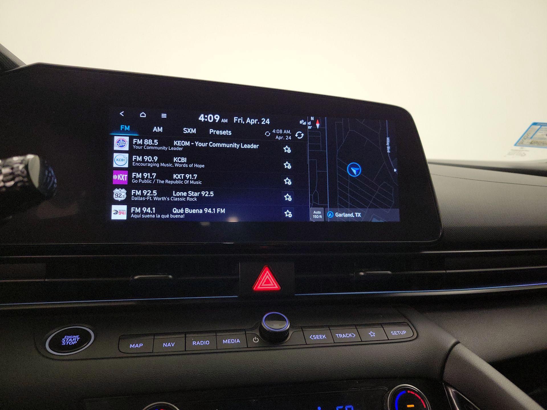 Thumbnail: 2024 Hyundai Elantra - 16
