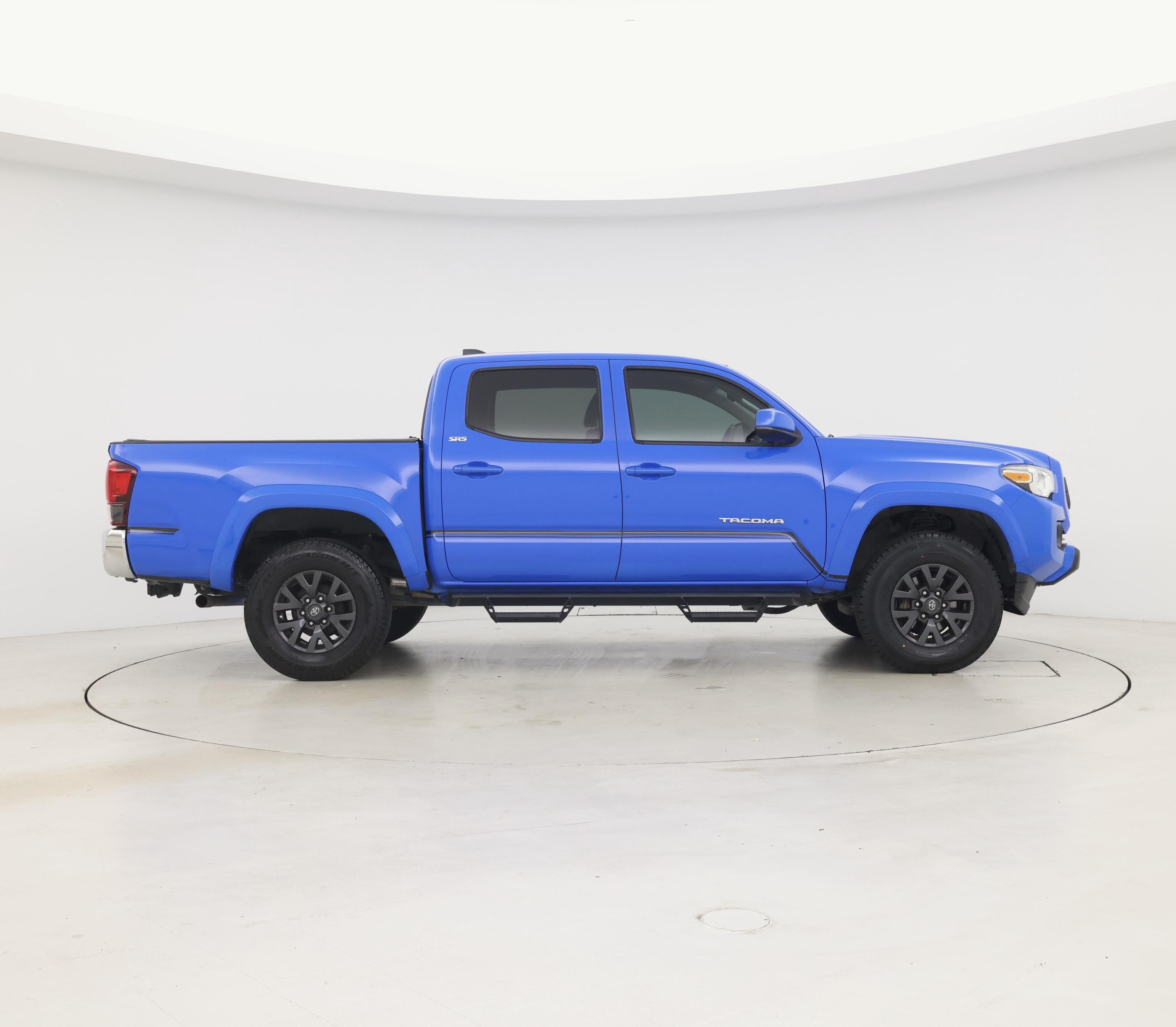 Thumbnail: 2020 Toyota Tacoma - 7