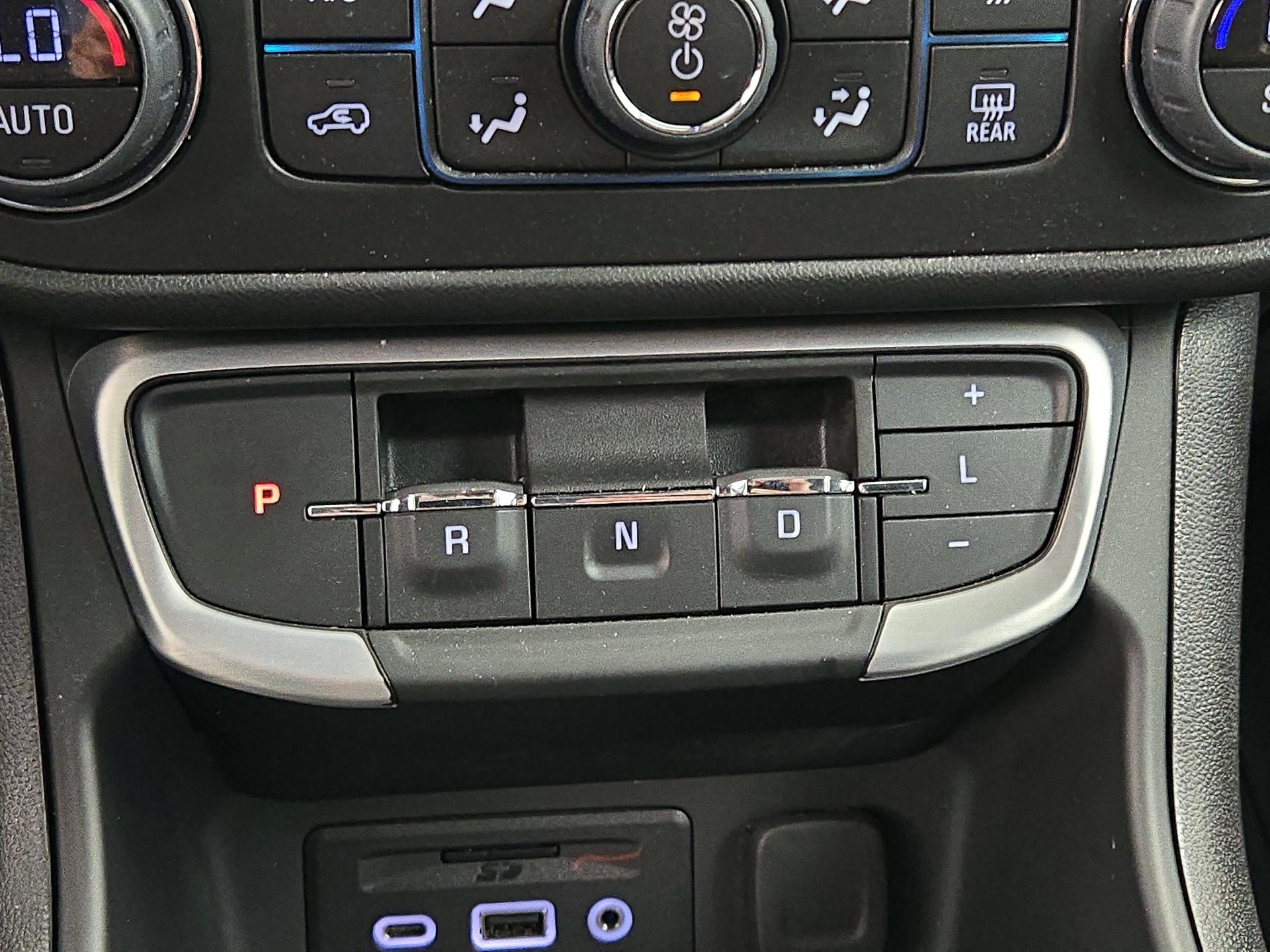 Thumbnail: 2024 GMC Terrain - 18