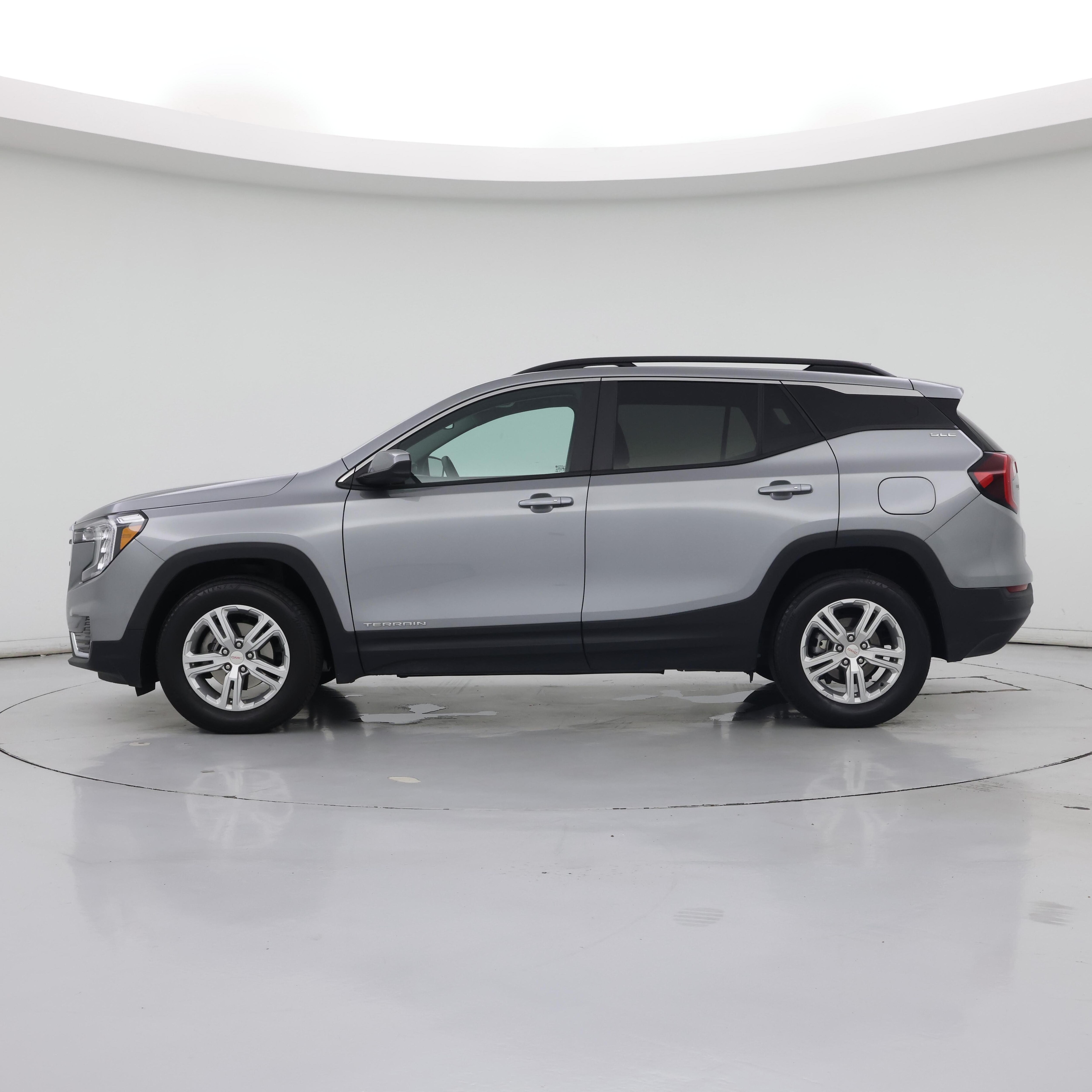 Thumbnail: 2024 GMC Terrain - 3