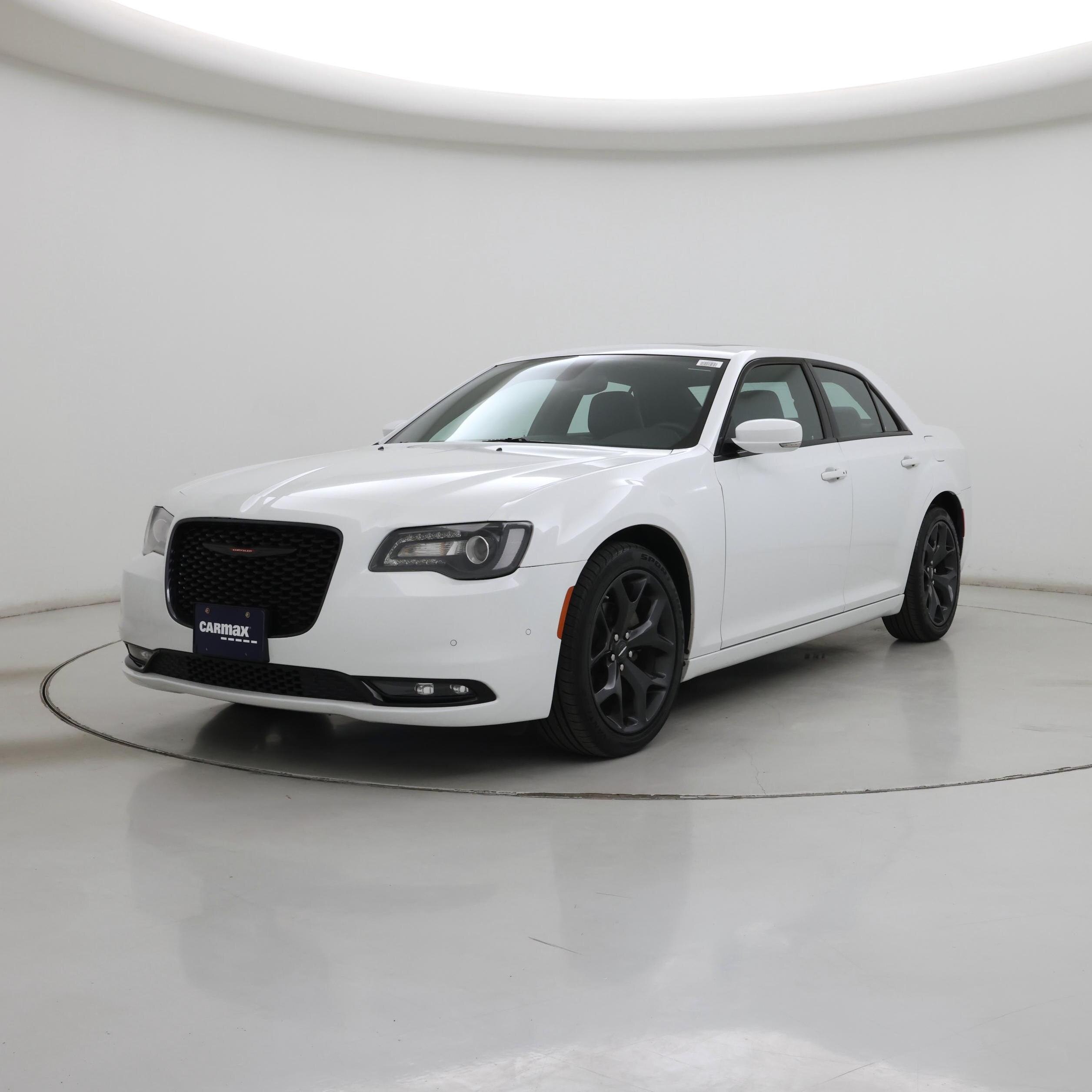 Thumbnail: 2023 Chrysler 300 - 4